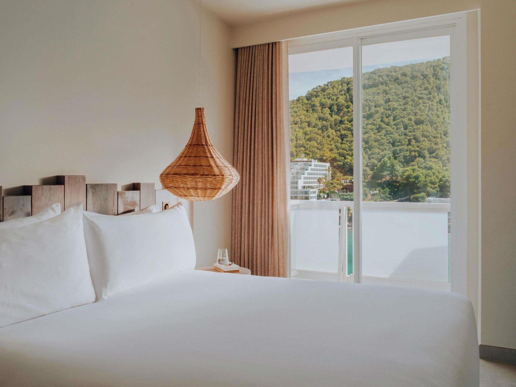 All Access 2 Bed Suite Sea View,1770664668:JPEG