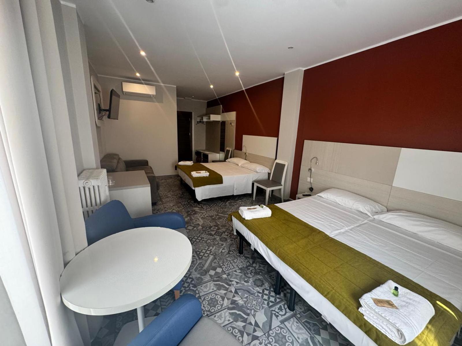 Economy Quadruple Room