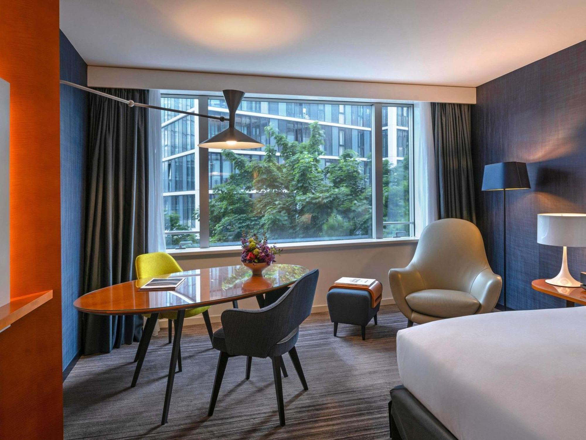 Luxury King Room