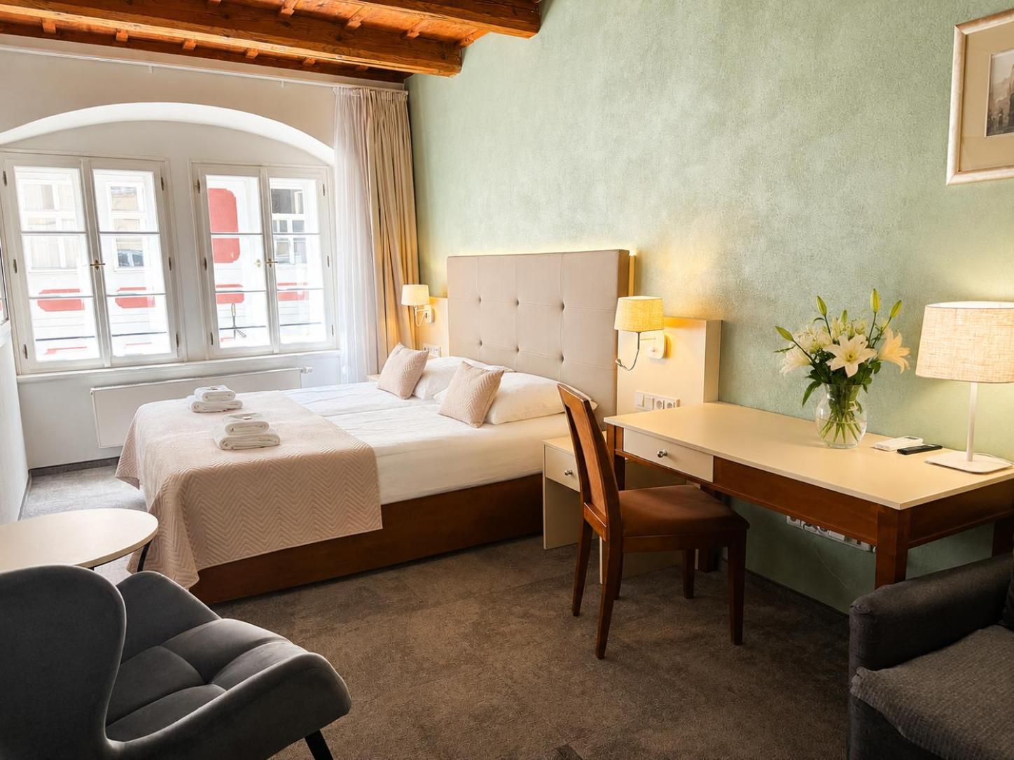 Deluxe Junior Suite
