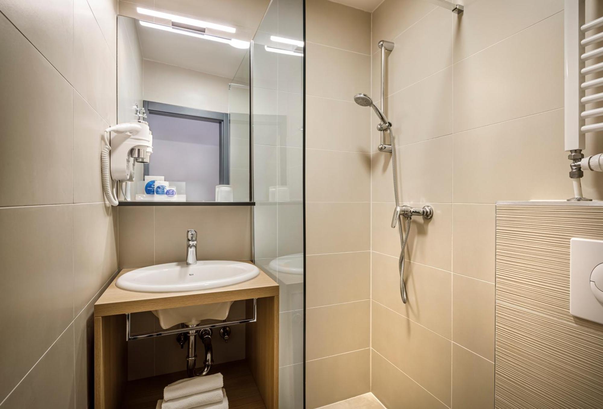Standard Twin or Double room Balcony Sea View