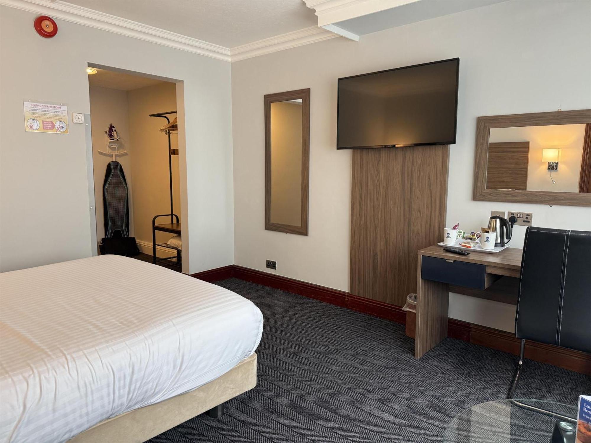 Standard King Room