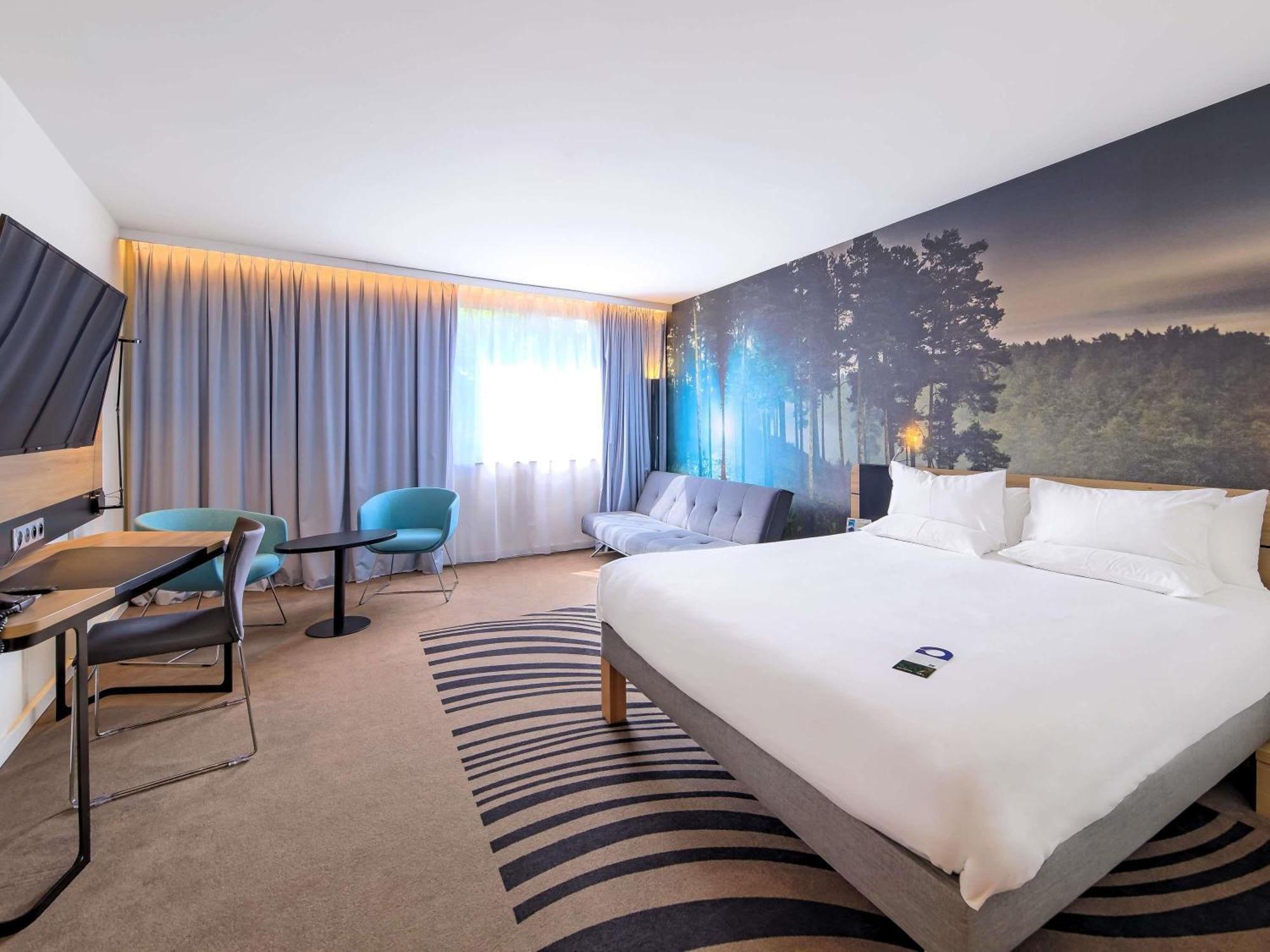 Chambre Lit Queen-Size Exécutive avec Canapé-Lit