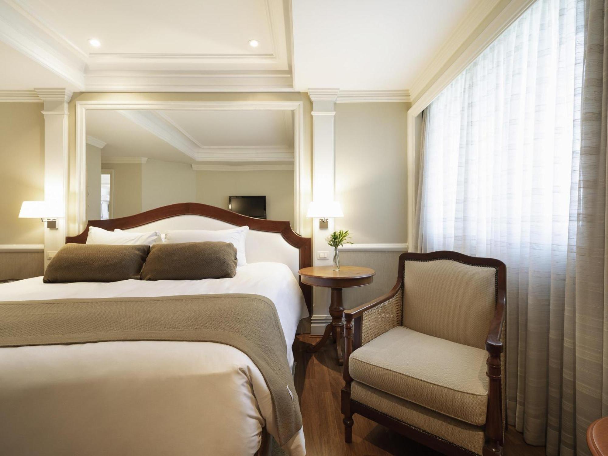 Executive King Room