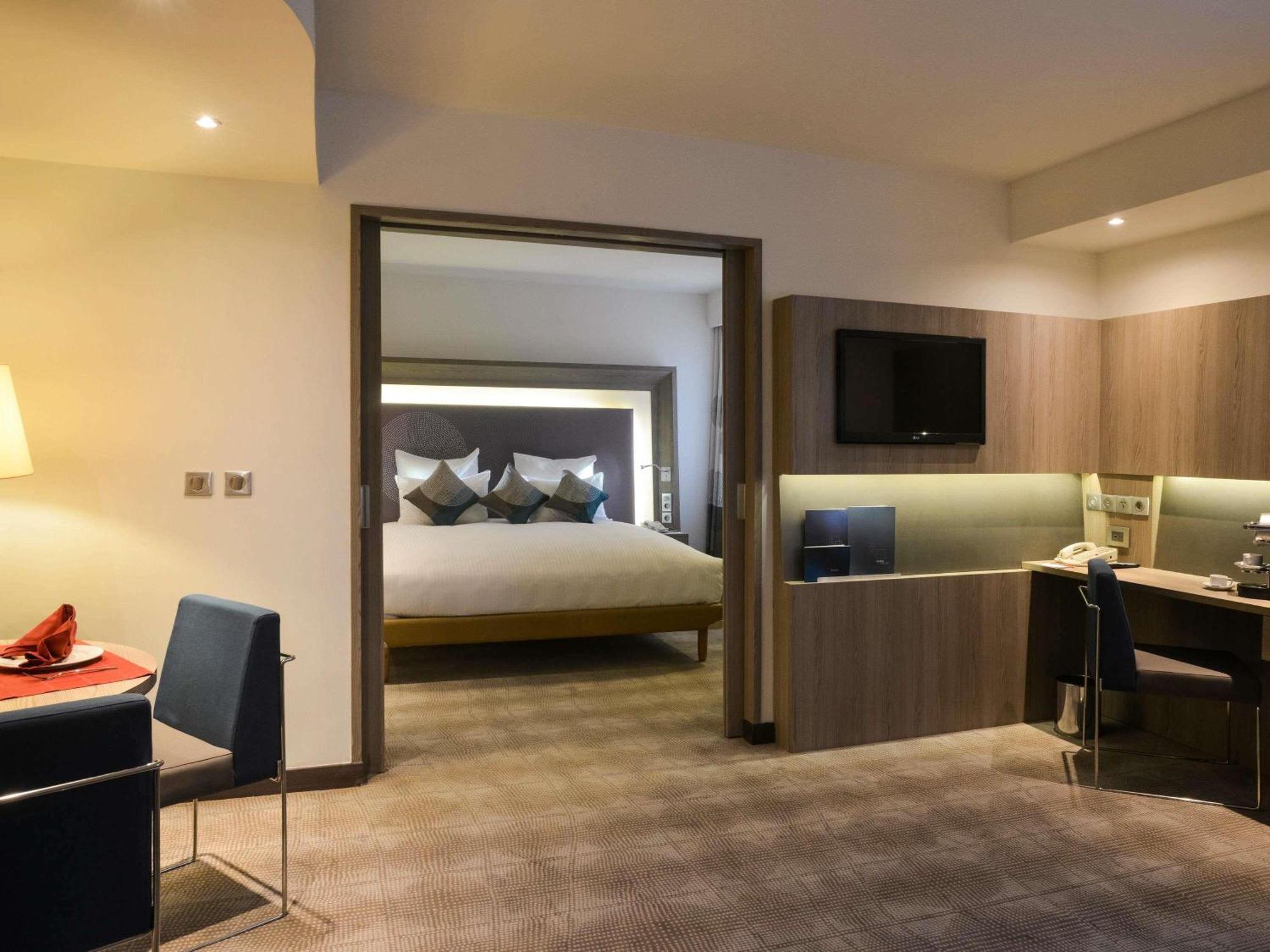 Superior King Suite