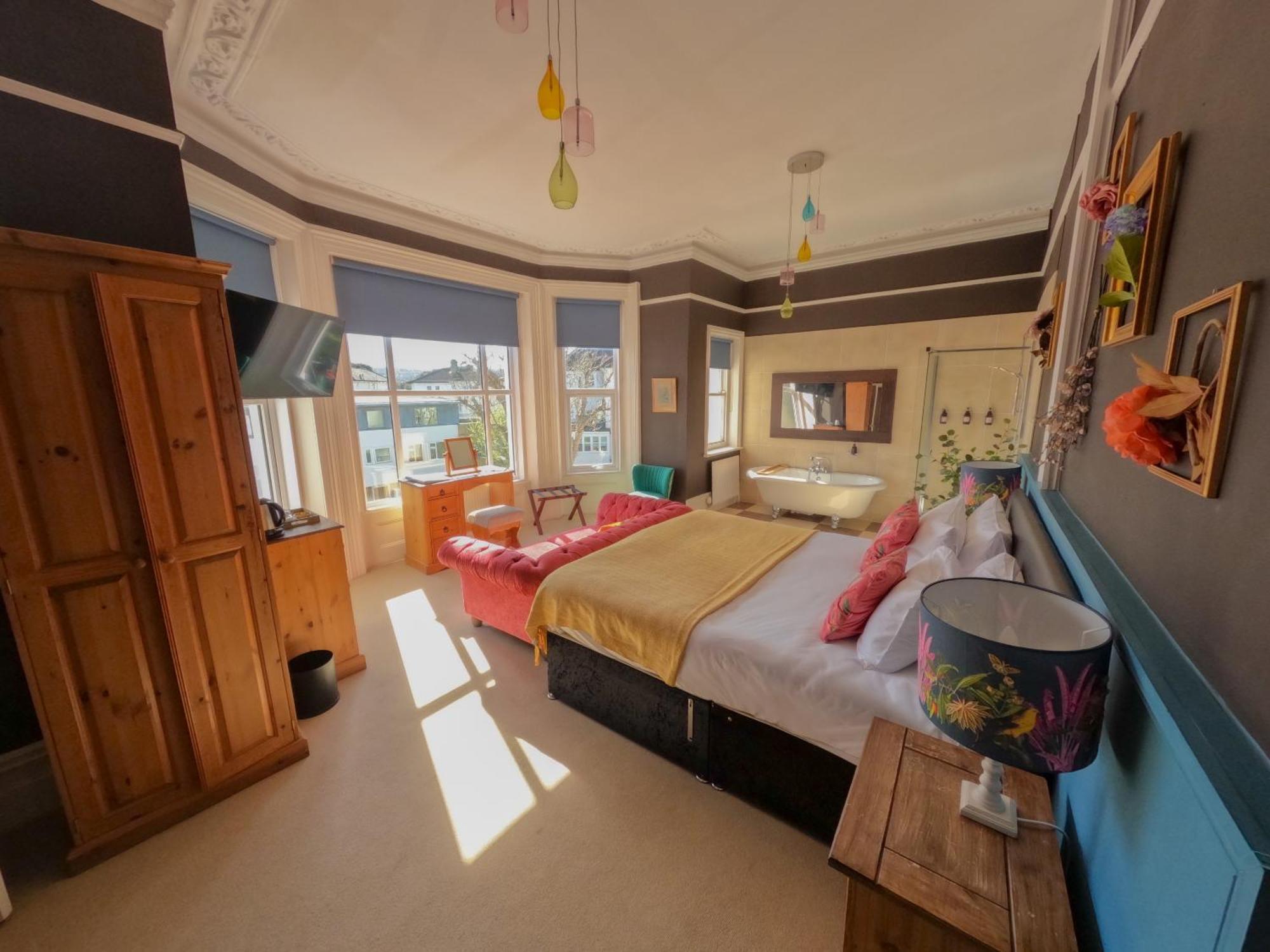 Deluxe Suite
