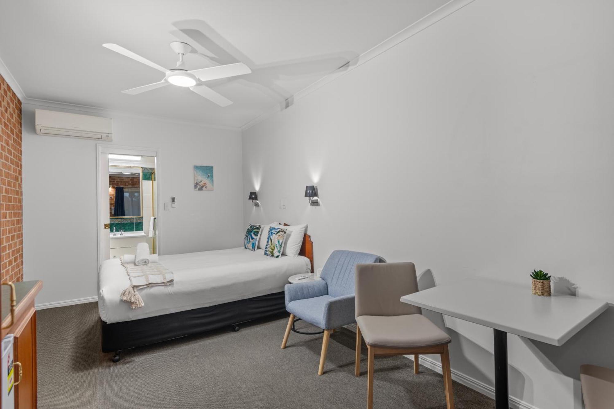 Queen Room