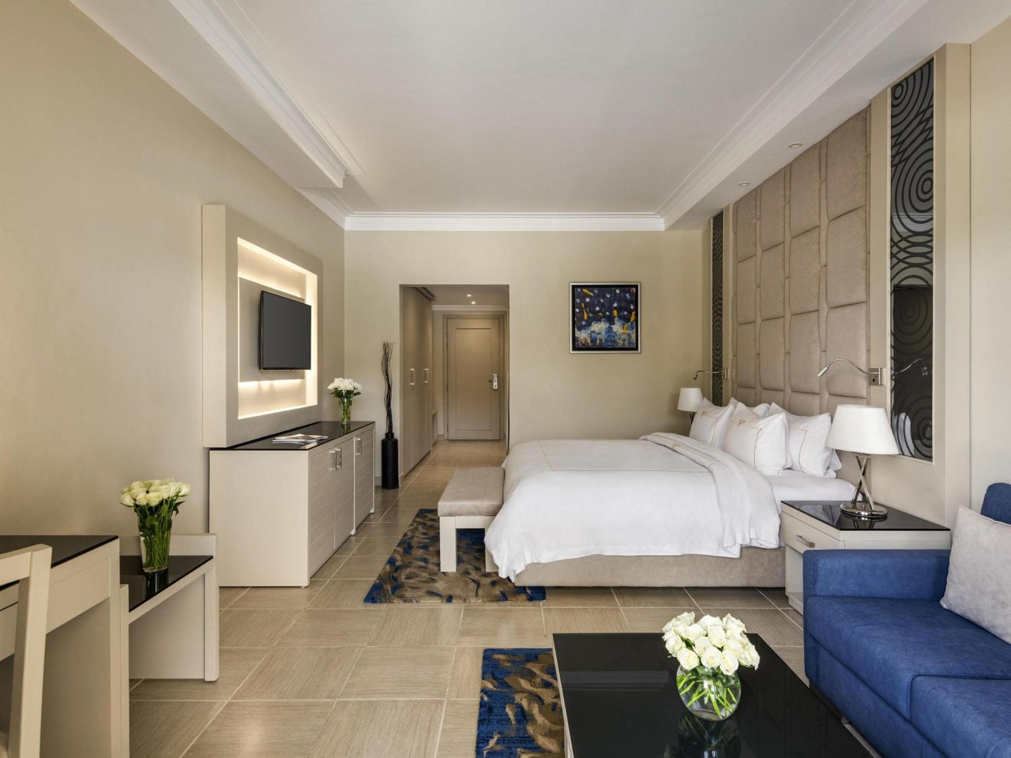 Superior Room King Bed