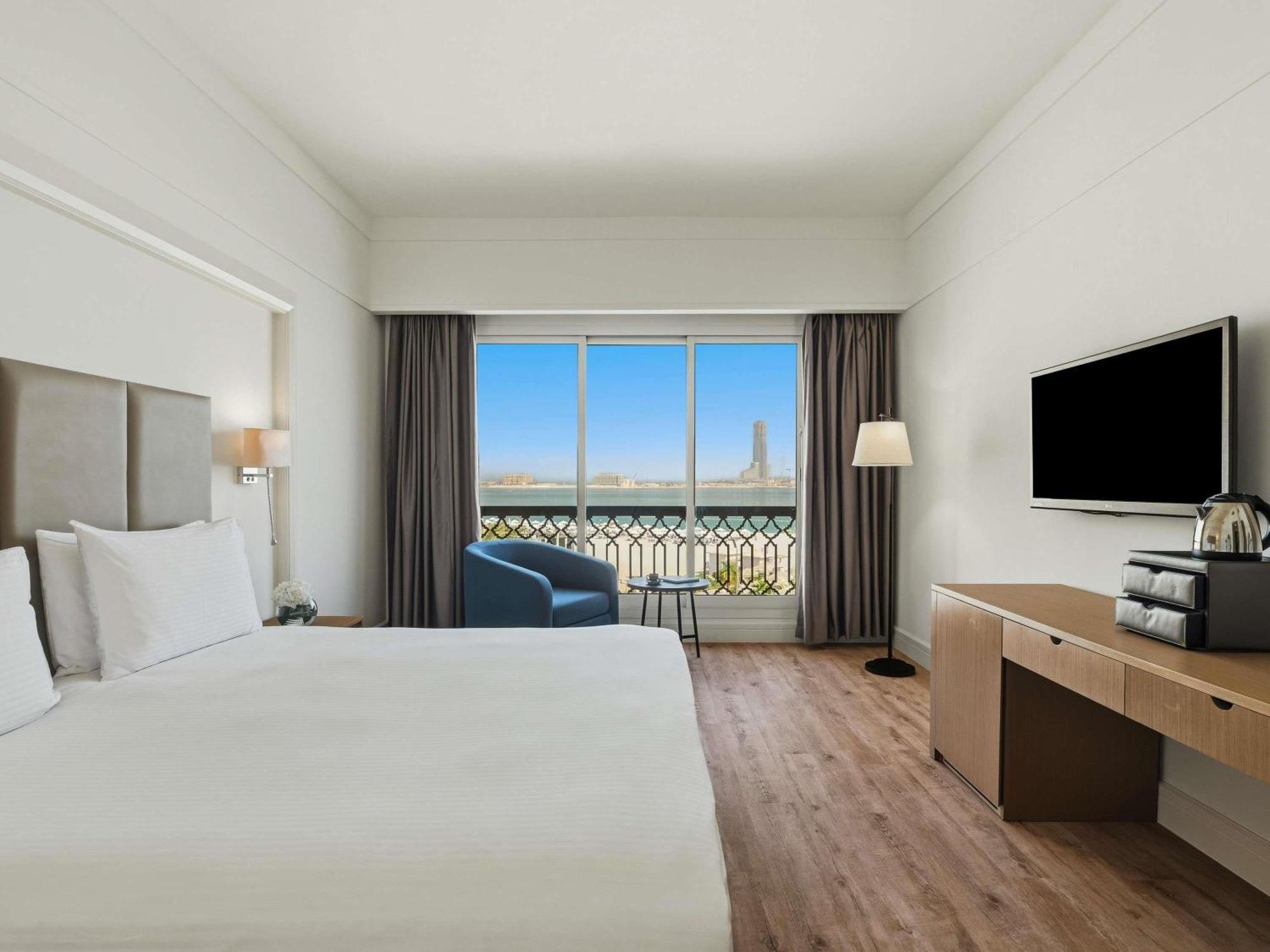 Deluxe Room Pool or Sea View