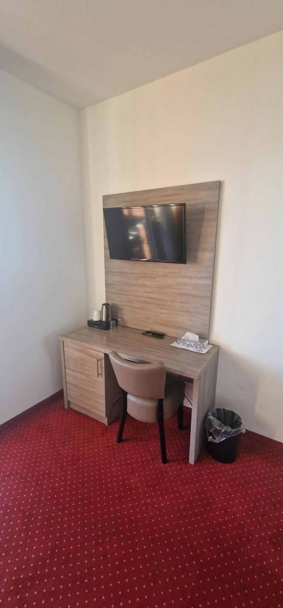 Standard Double or Twin Room Balcony