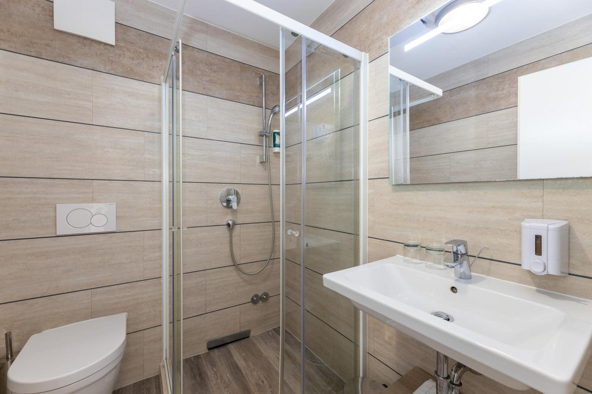 Double or Twin Room Sea View