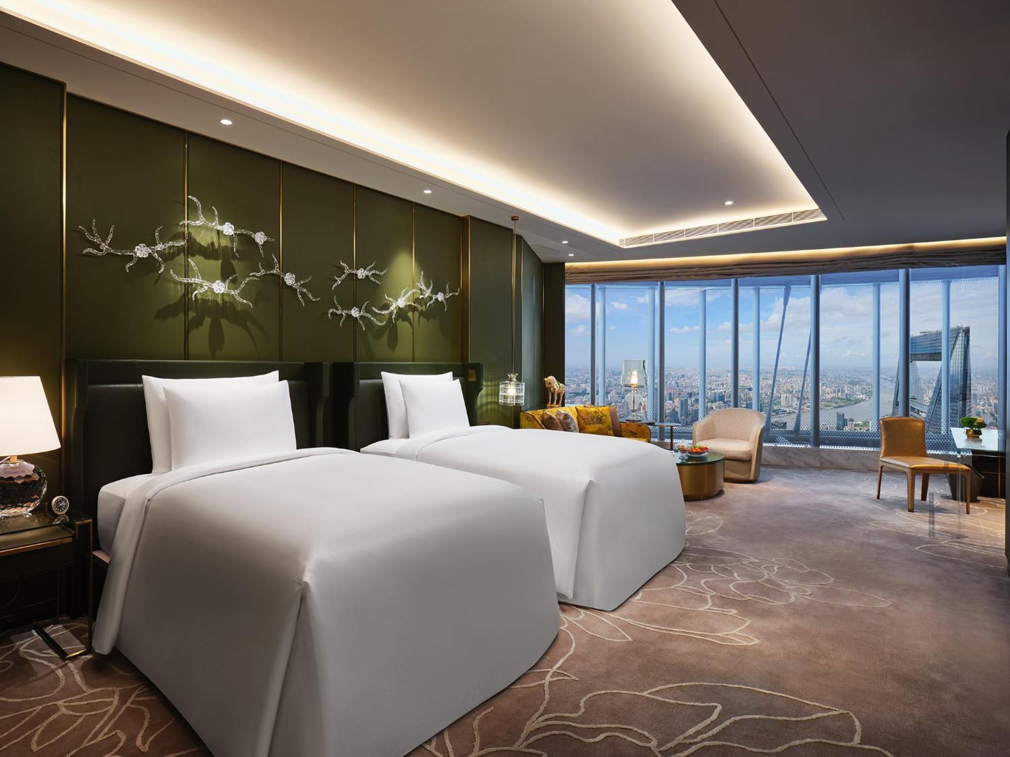 Stateroom Twin including Happy Hour at Yi Lounge