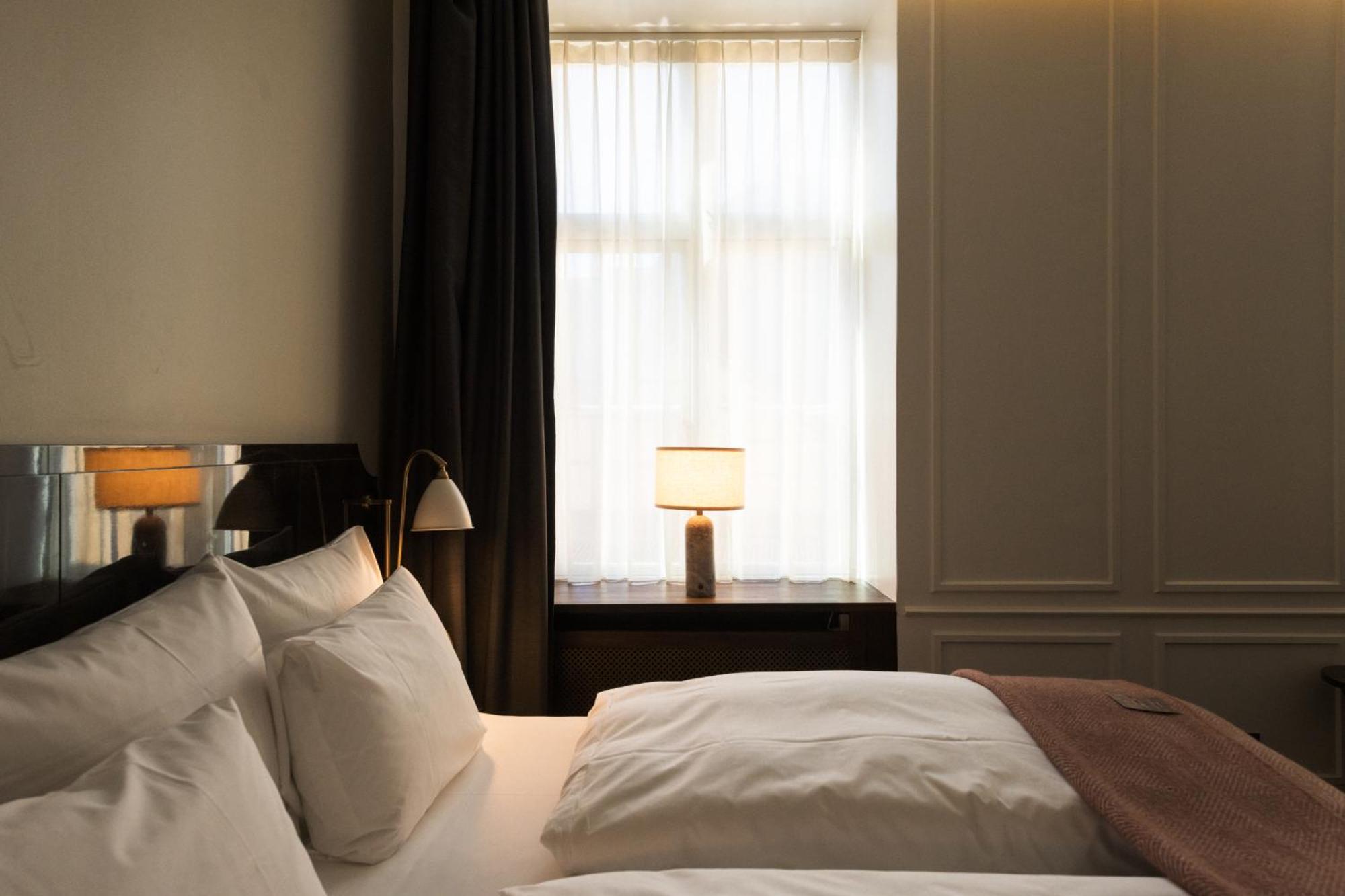 Large Deluxe Double Room