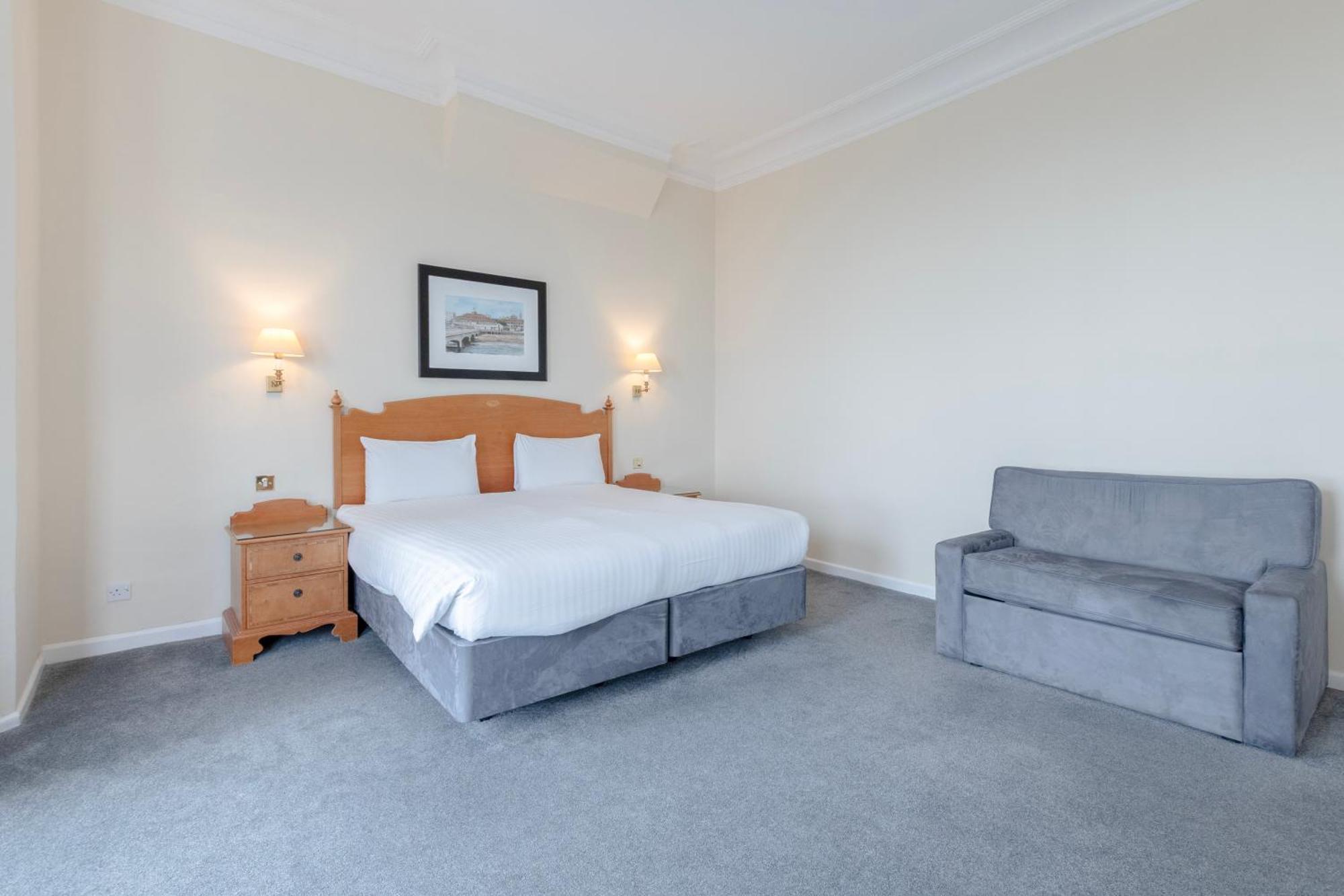 Double Room Double Bed Sea View Non-Smoking