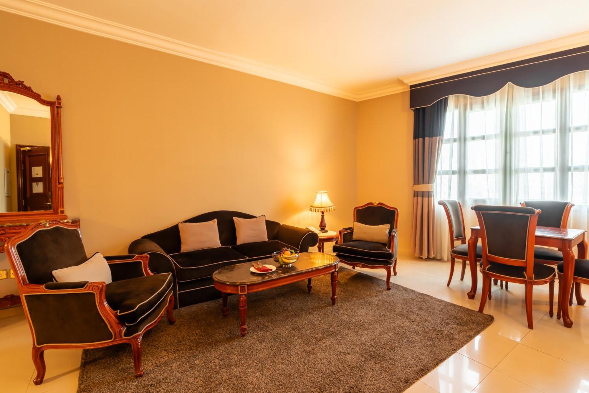 Deluxe Suite