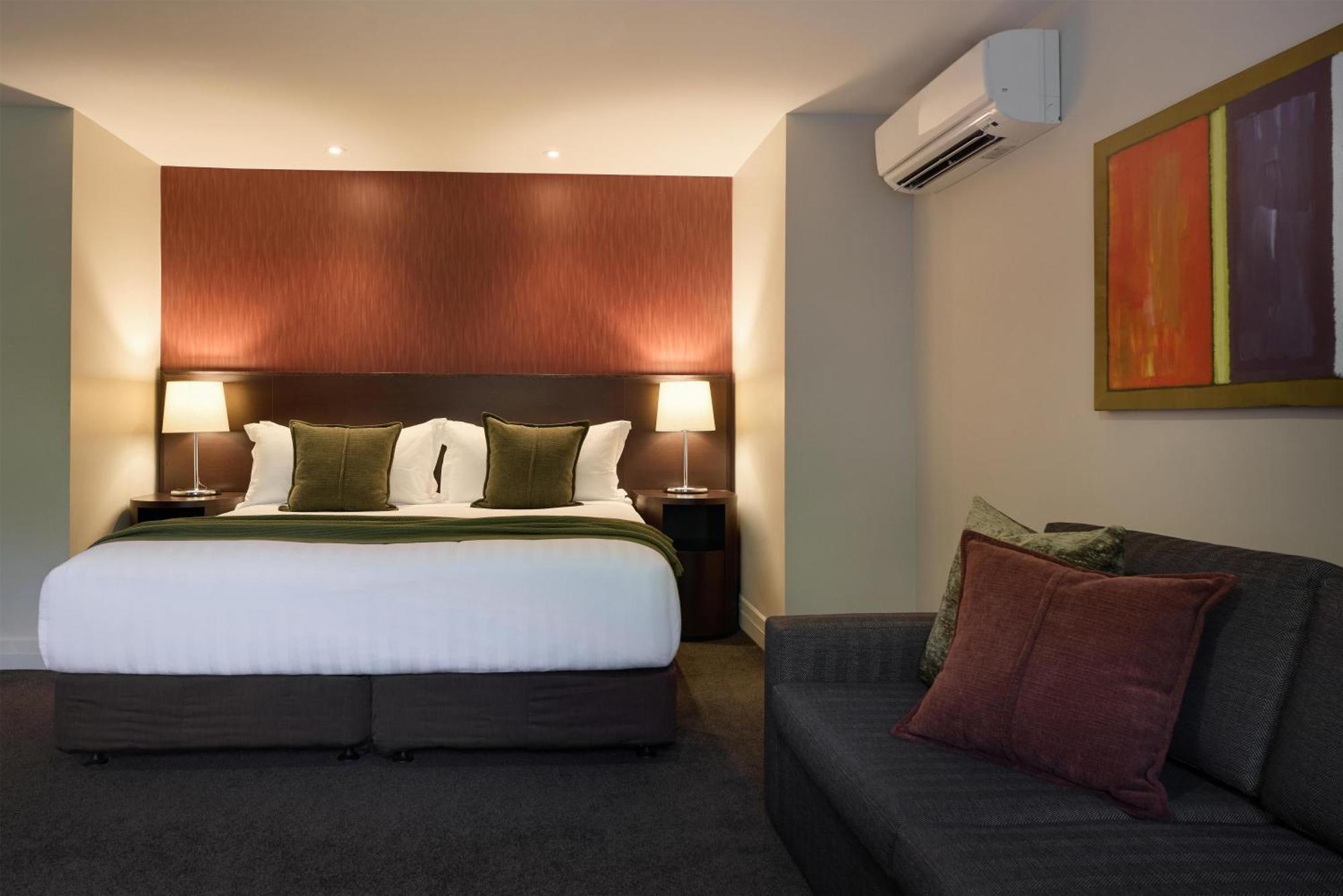 Premier Room
