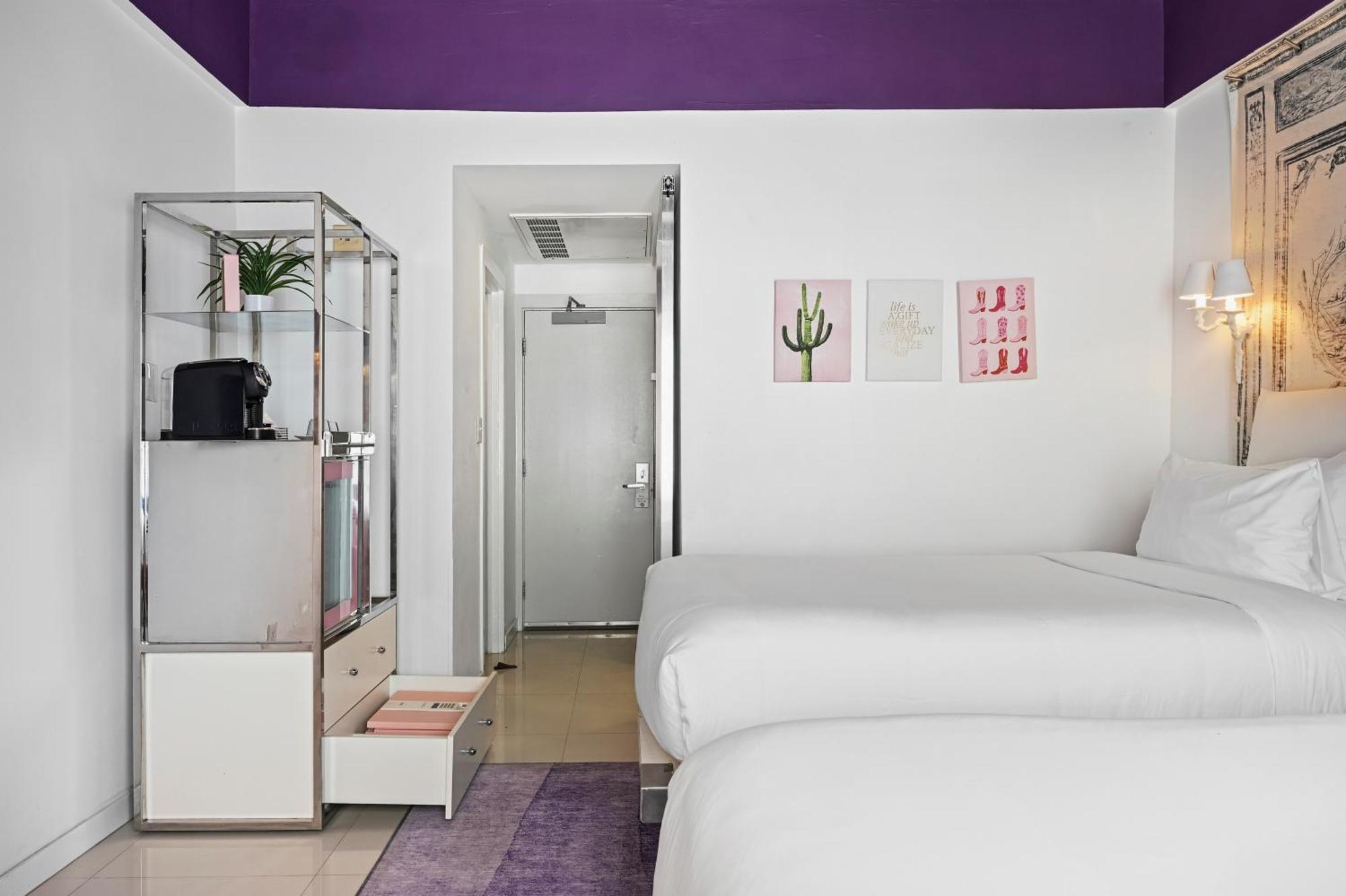 Double Room Two Double Beds Non-Smoking