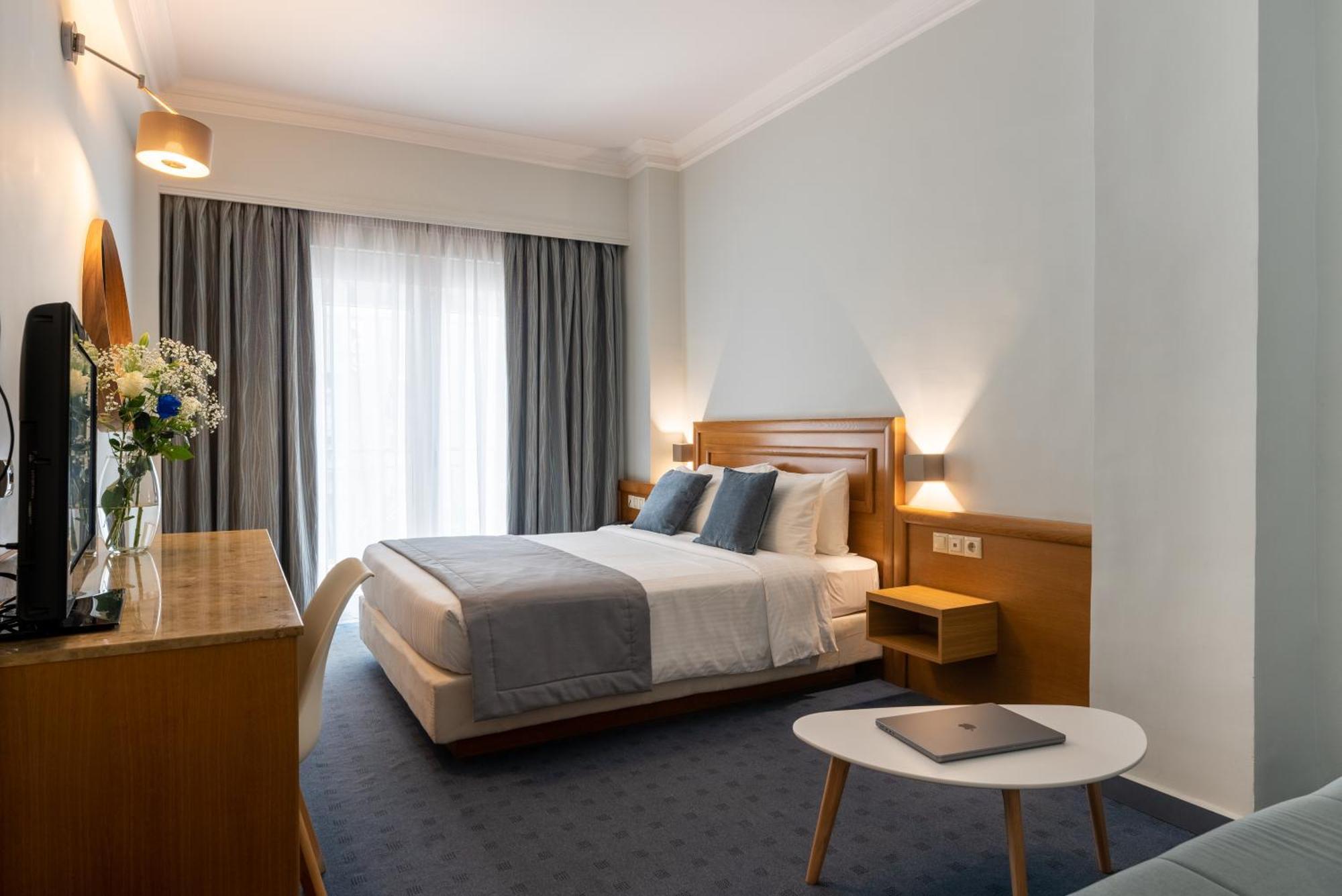 Triple Room City View