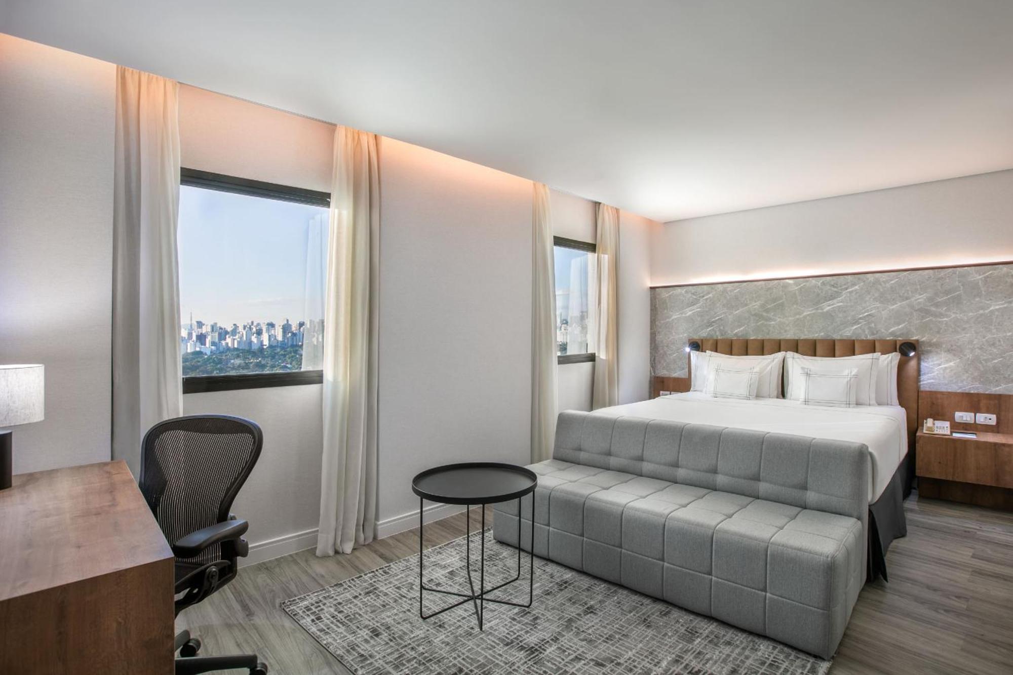 Grand Premium Zimmer mit Kingsize-Bett