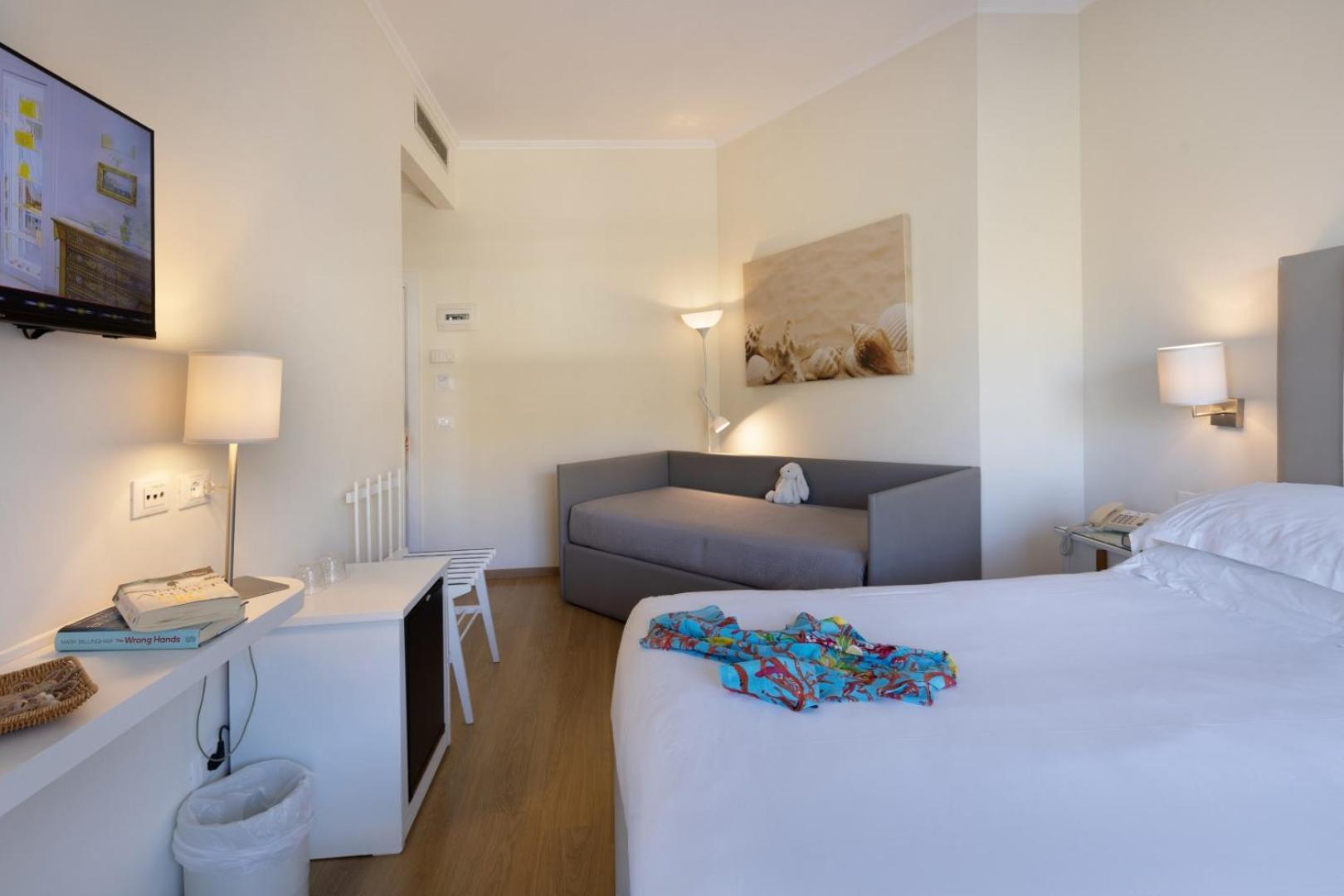 Double or Twin Room Pool View