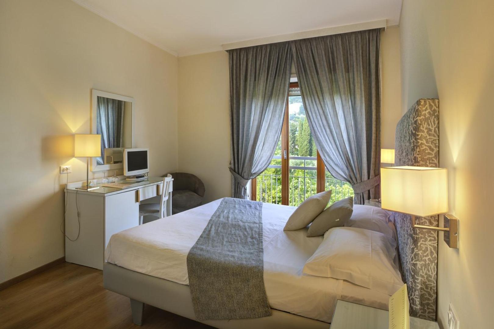 Double or Twin Room Garden View