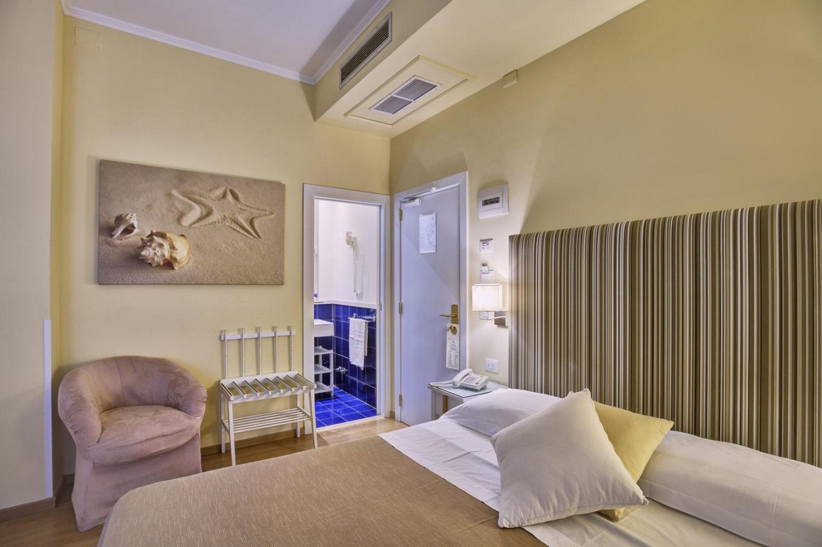 Quarto Duplo