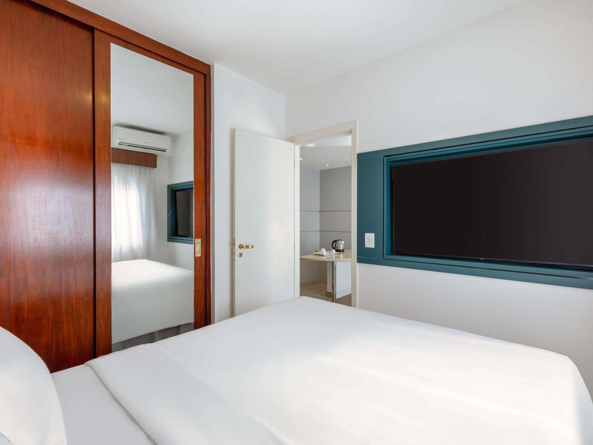 Superior Apartment Two Single Beds