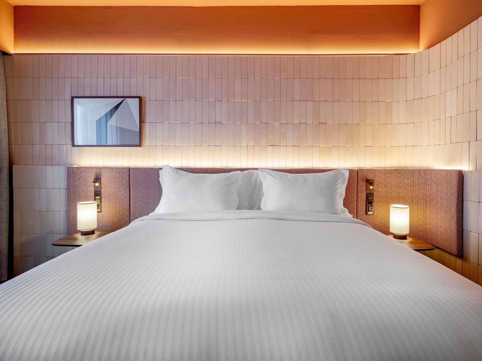 Premium Executive Room Queen Bed