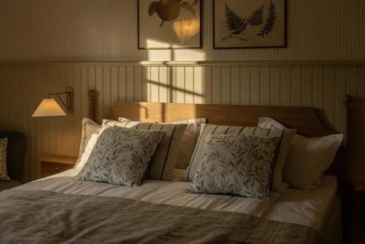 Classic King Room