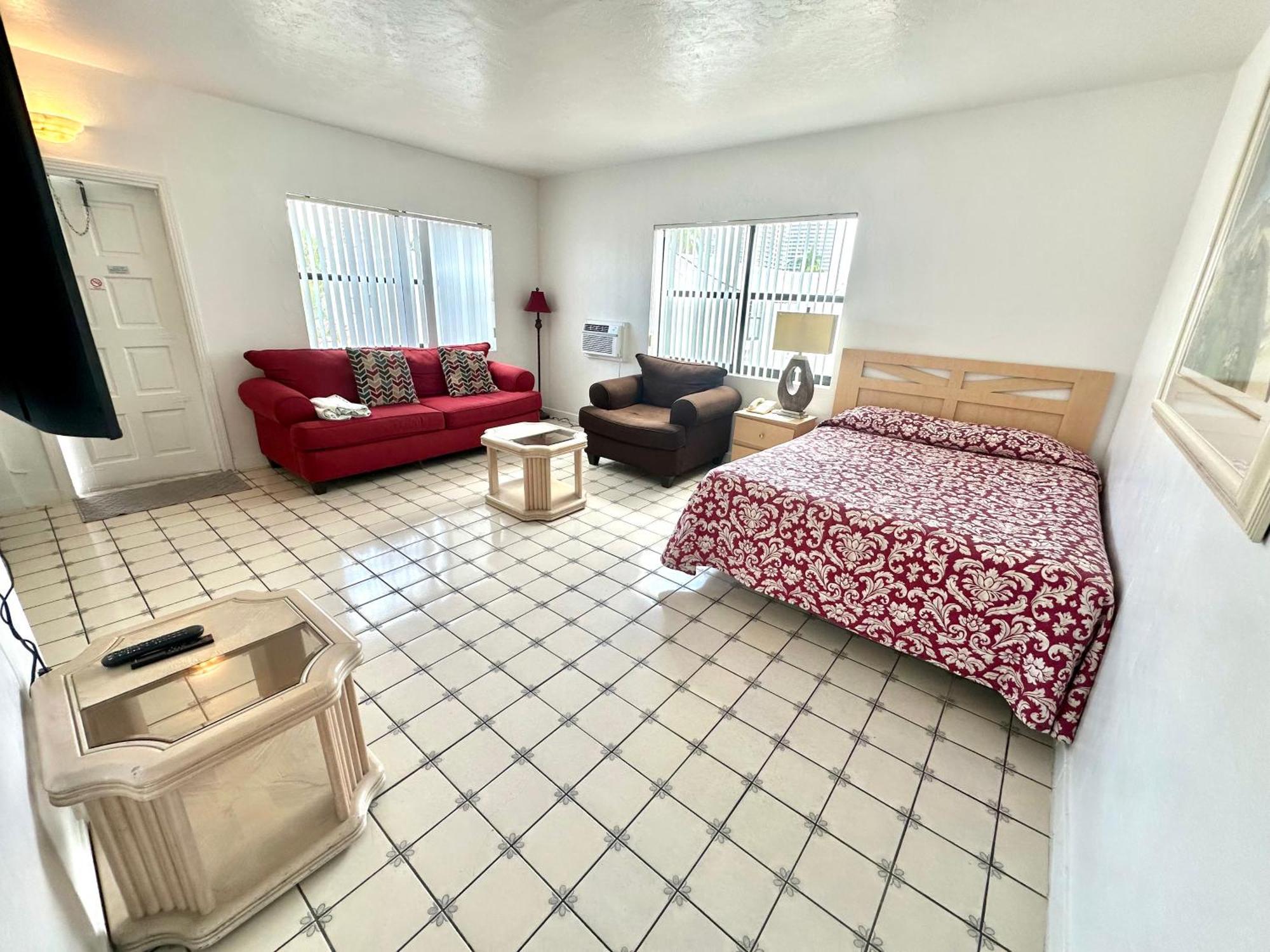 One-Bedroom Suite