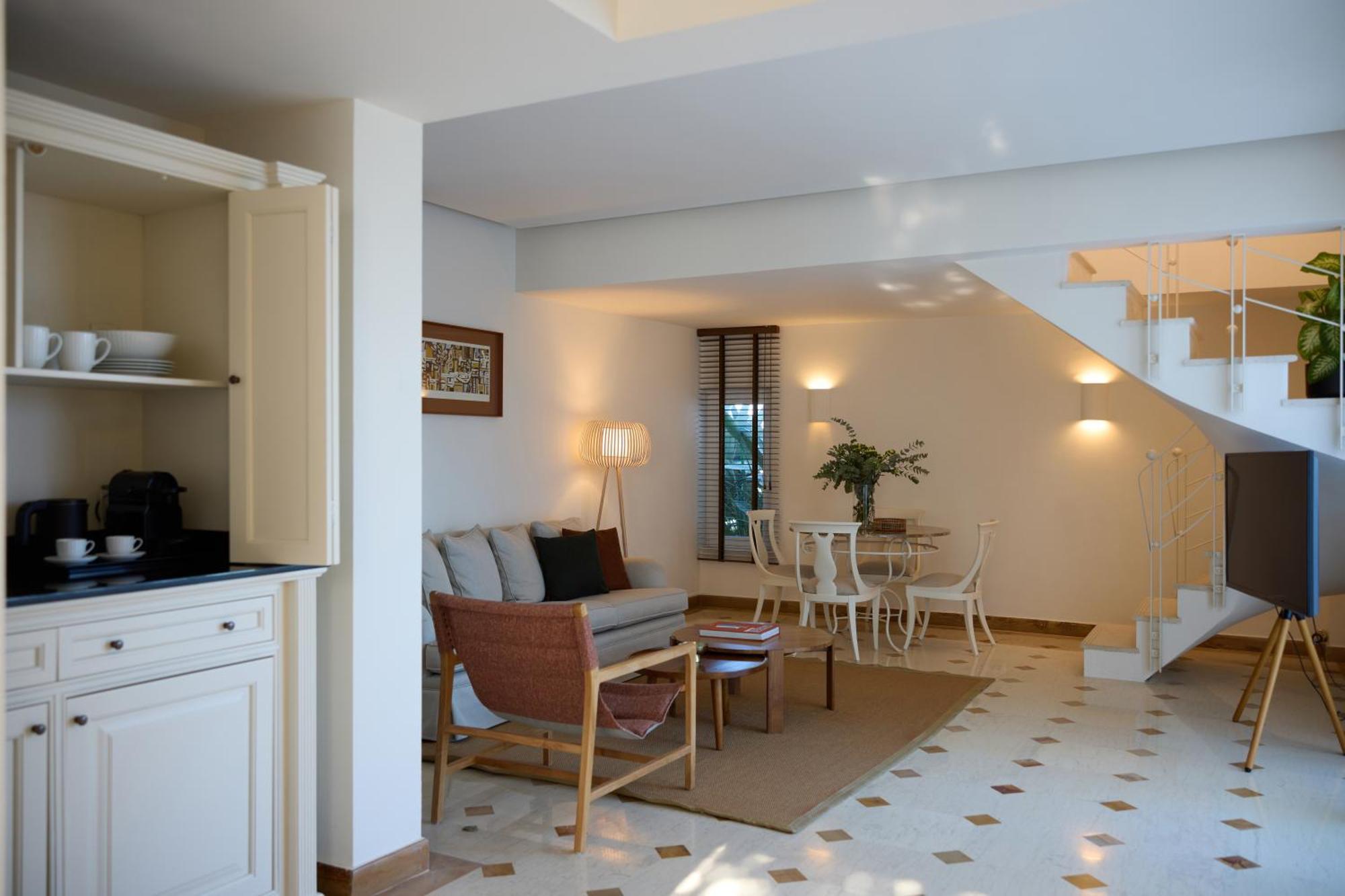 Two Bedroom Deluxe Family Suite Sea view