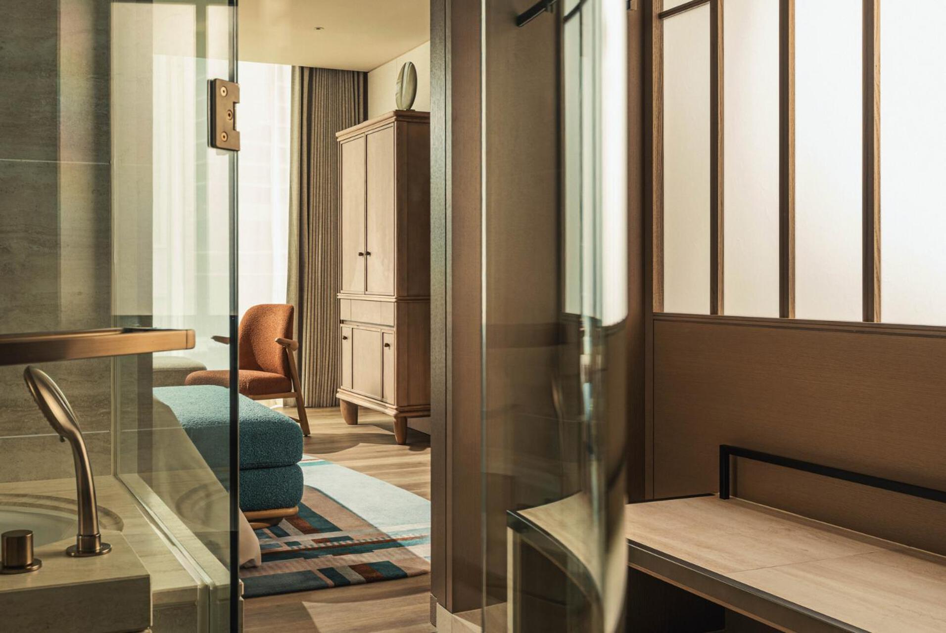 Eki Room