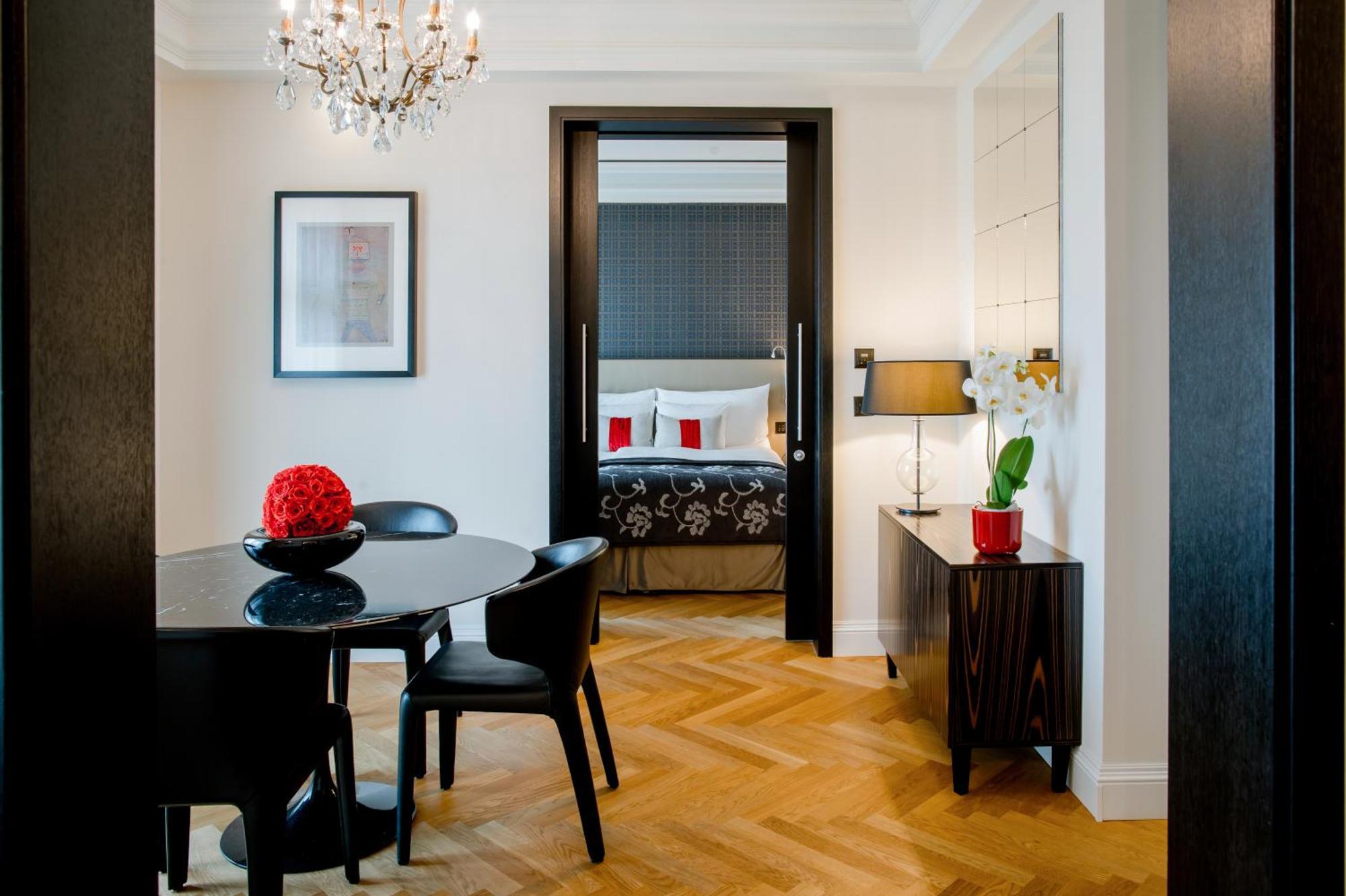 Suite Boutique de un dormitorio con zona de cocina