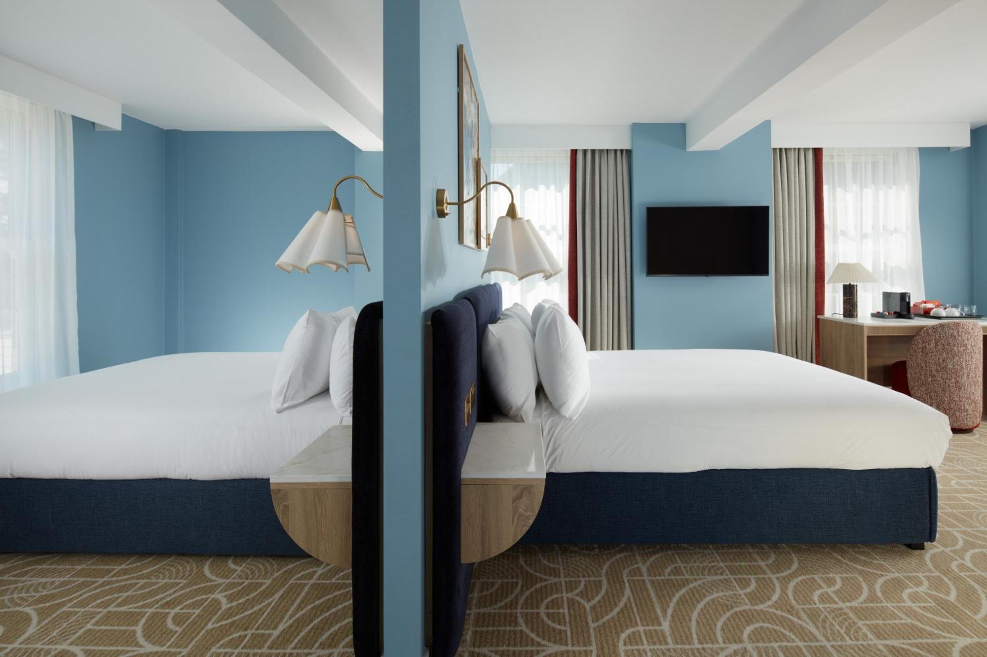 Deluxe Double or Twin Room