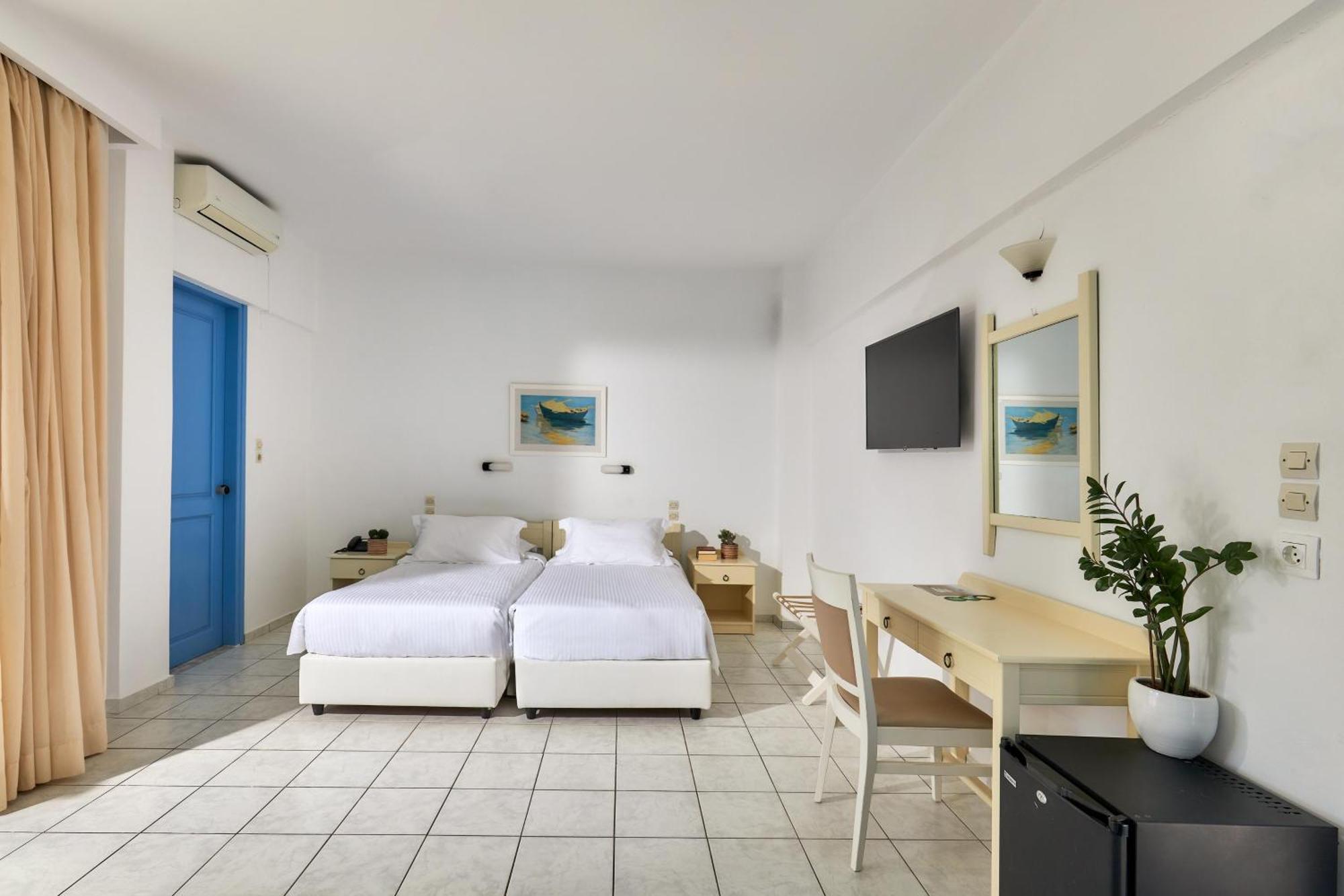Standard Triple Room,1771570744:JPEG