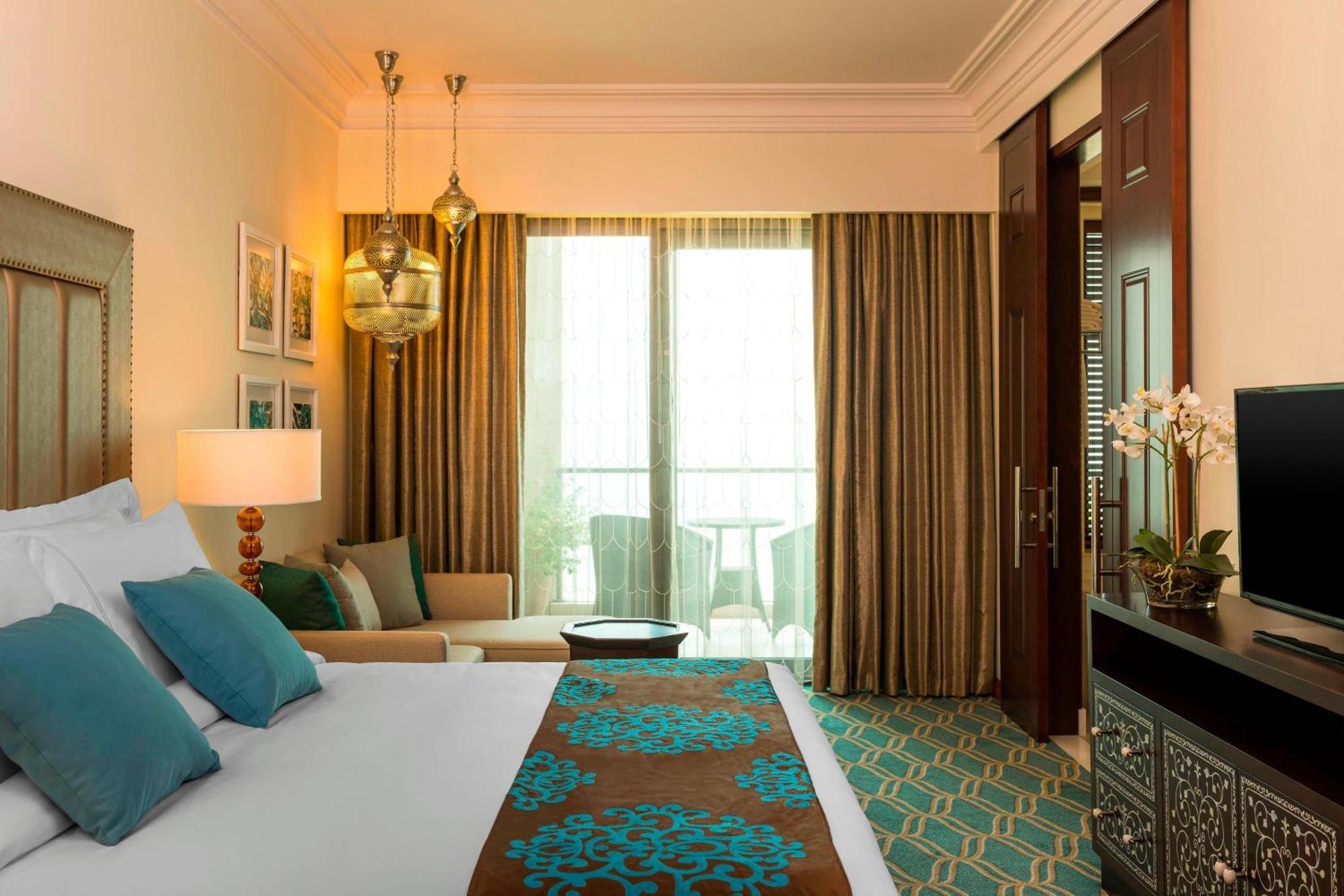Deluxe Room Sea View Guest room 1 King Sea view Balcony