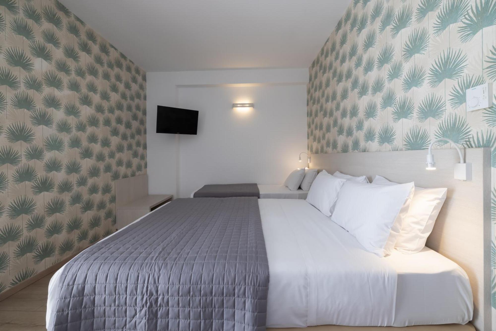 Inland View Room