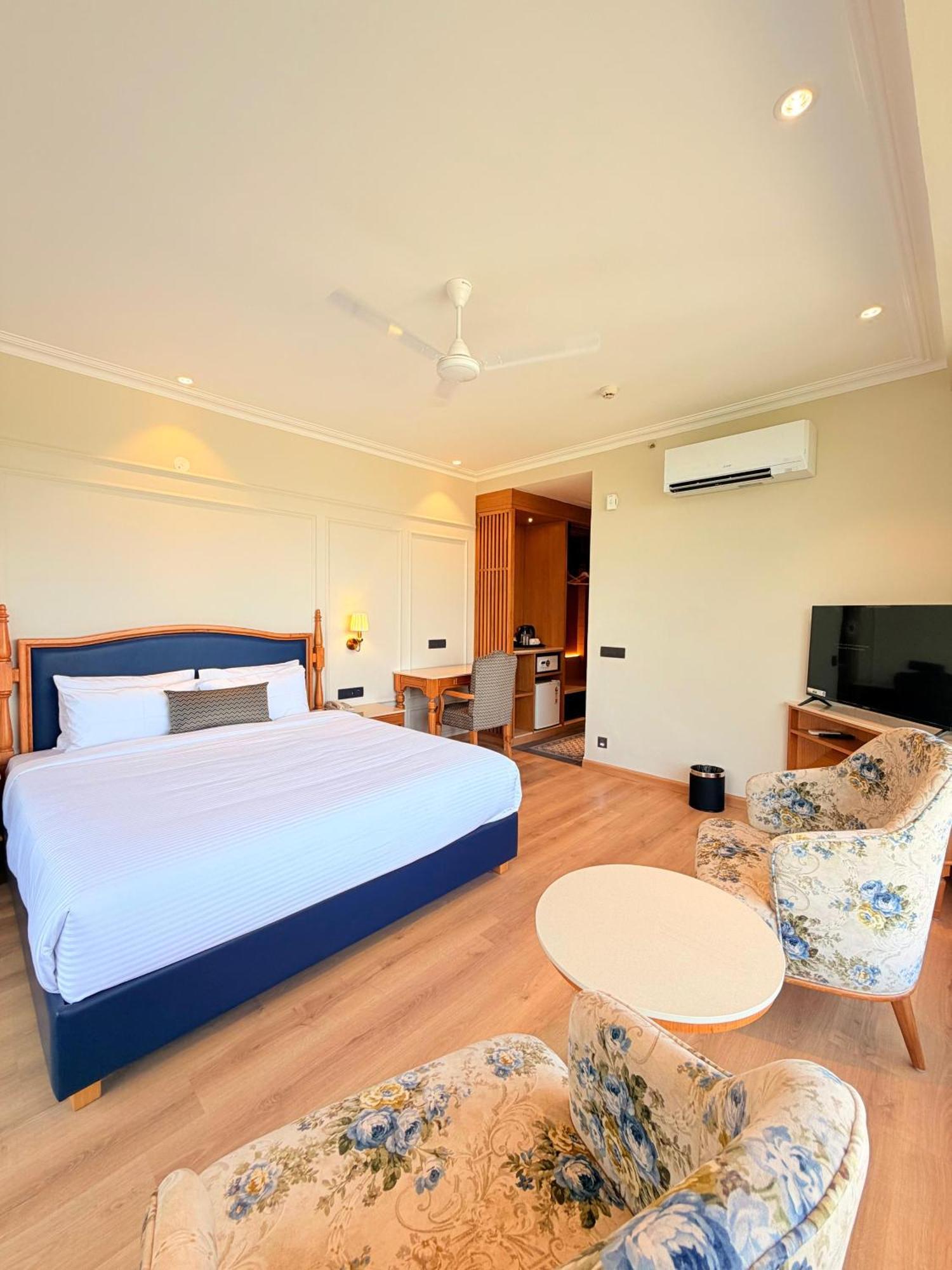 Deluxe Double Room Balcony