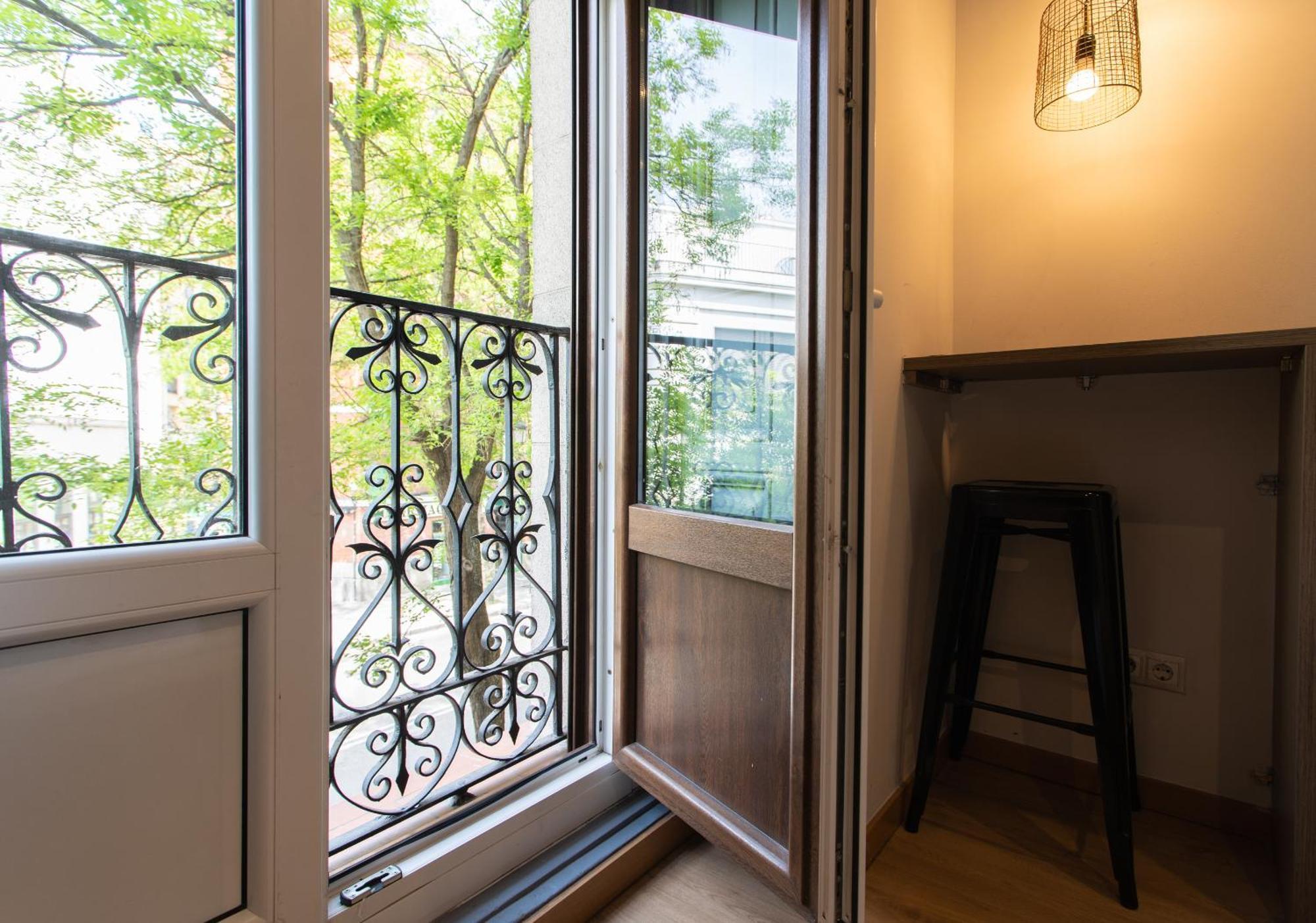 Double Balcony