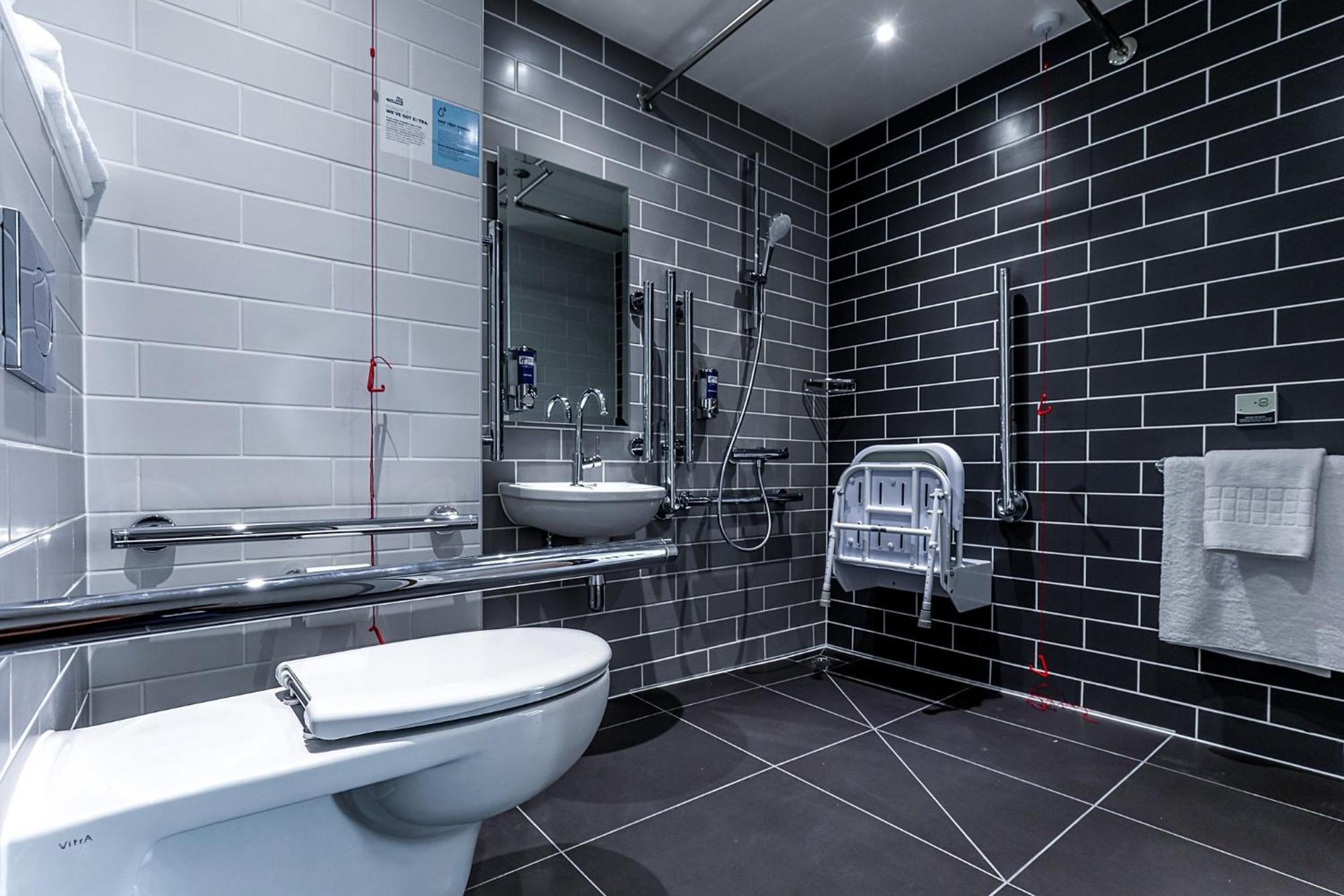 Double Room Hot Accessible