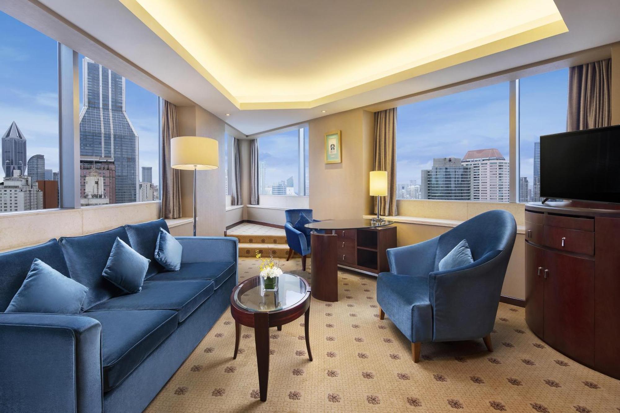 One-Bedroom Executive Suite