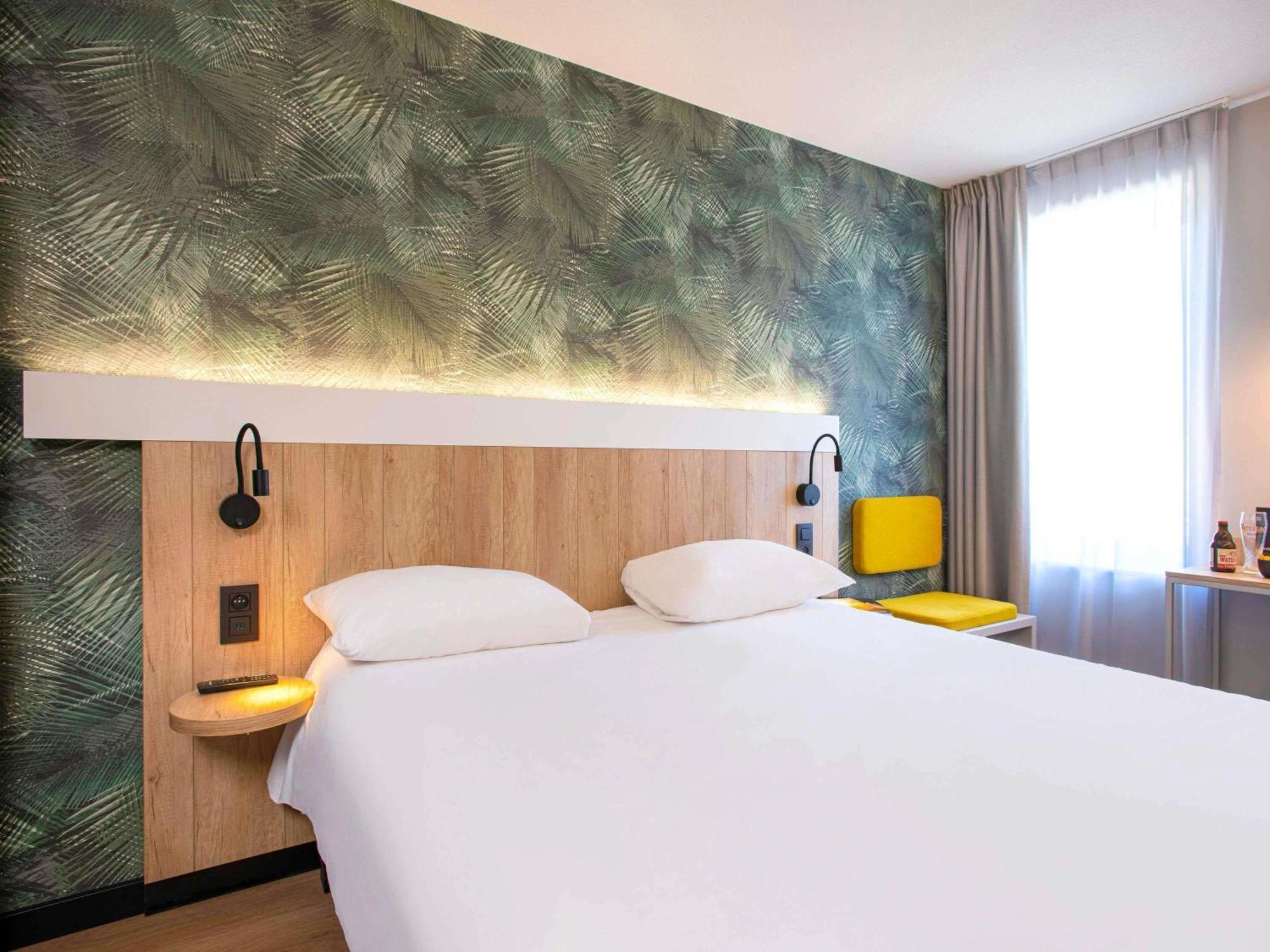 Room Double or Twin Beds