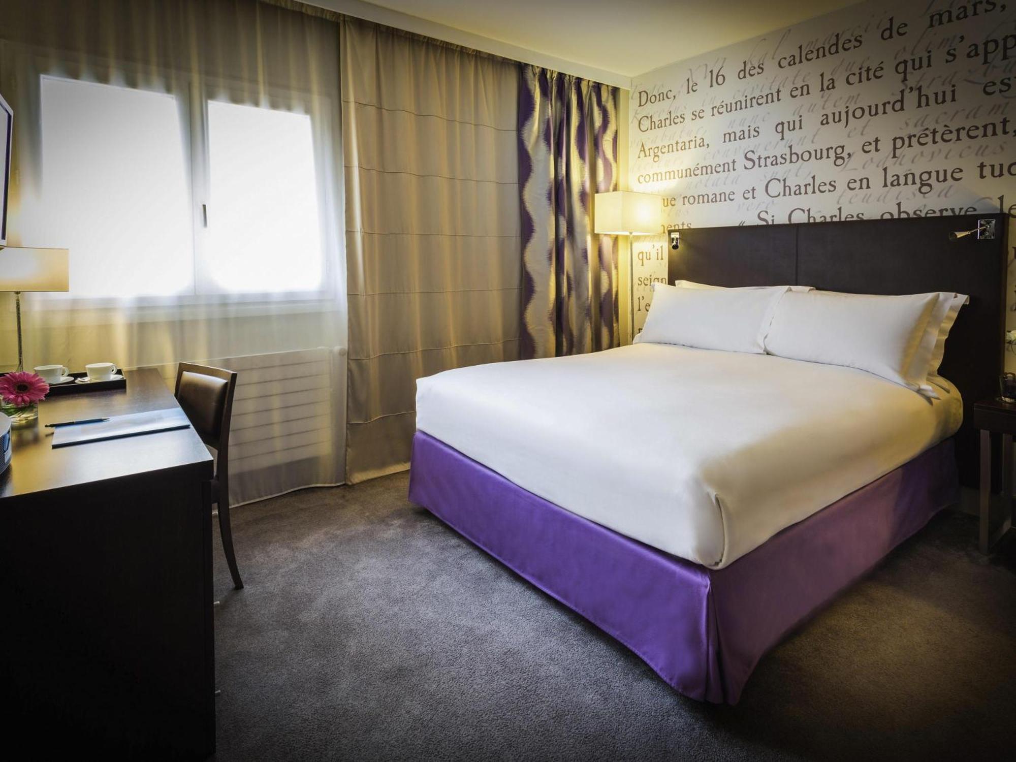 Classic Queen Room Double Bed