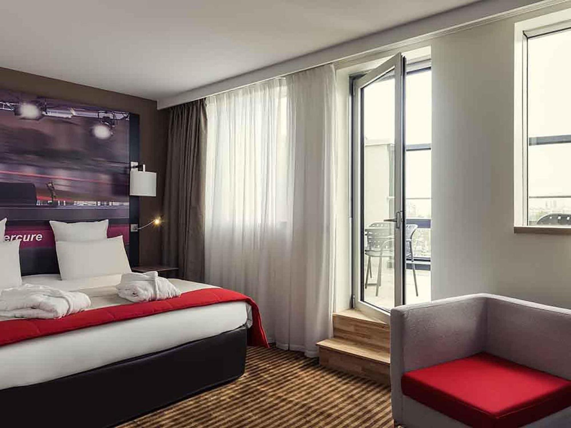 Junior Suite One Double Bed One Sofa Bed