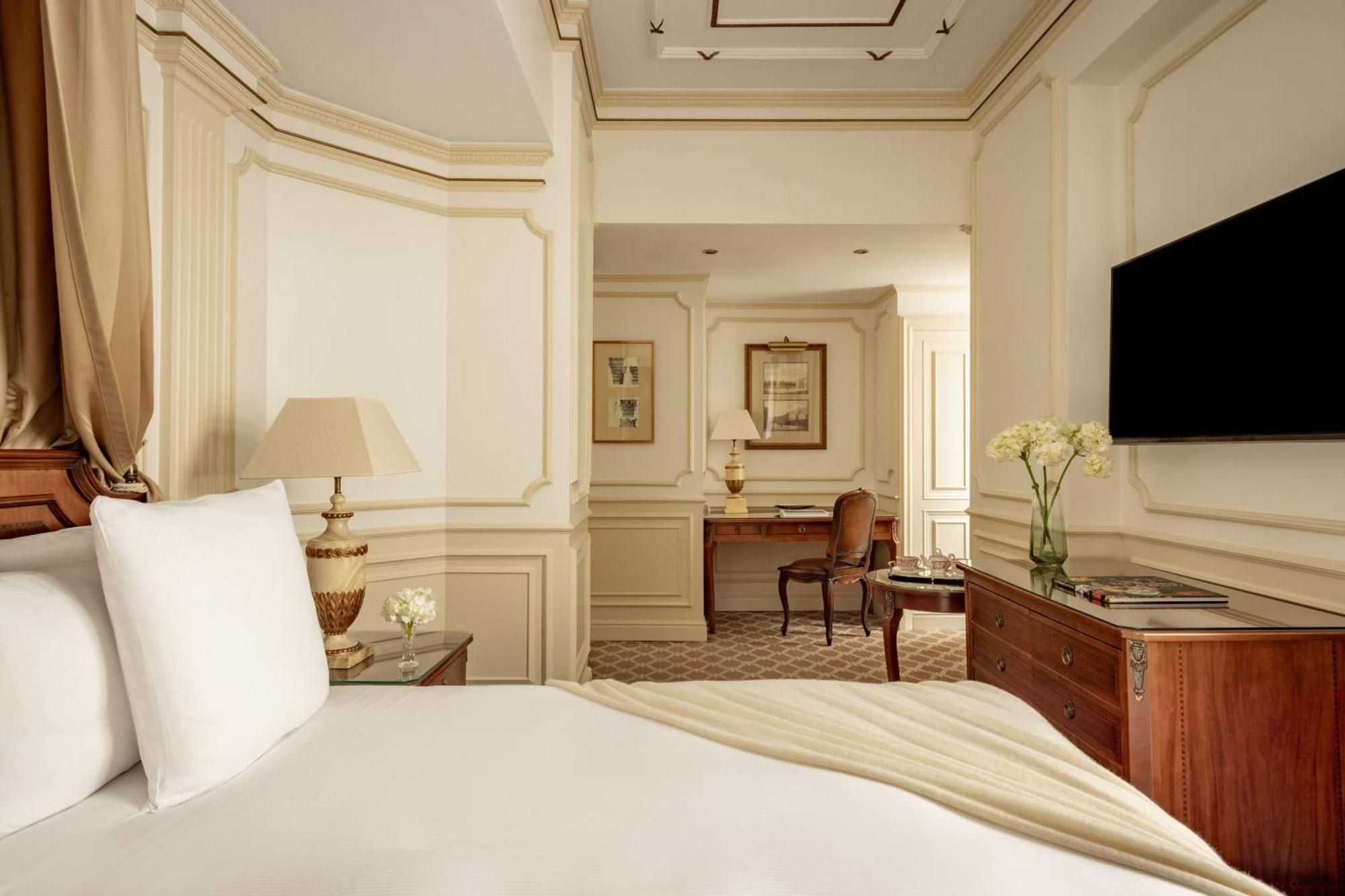 Deluxe Room,1771705663:JPEG