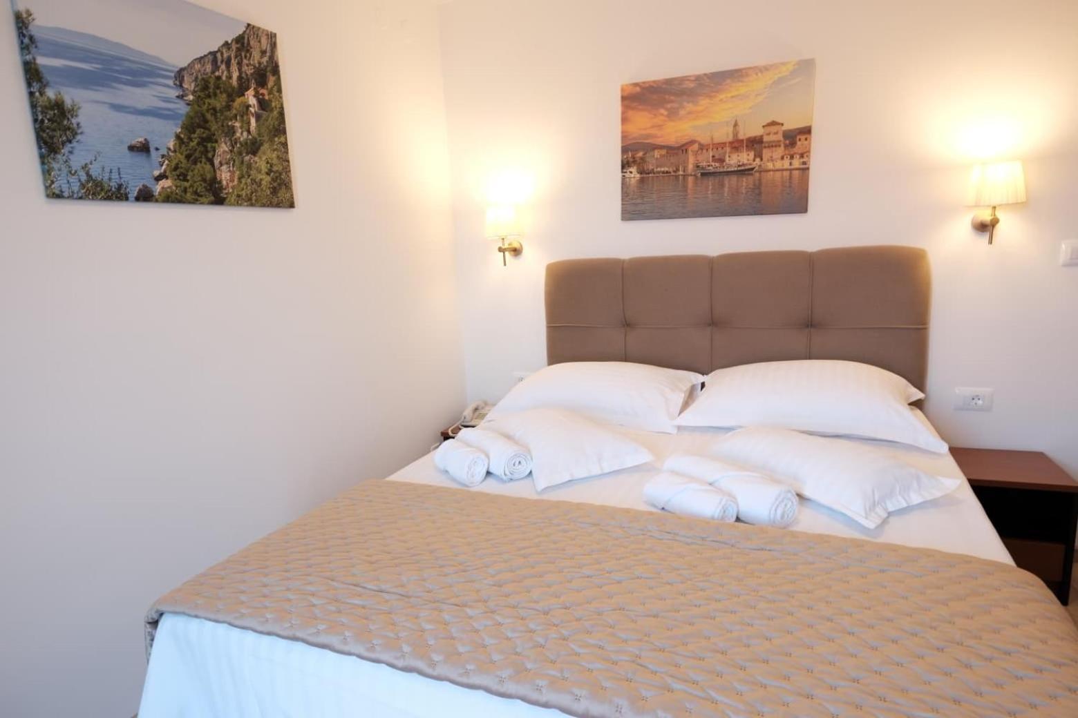 Standard Double or Twin Room Balcony