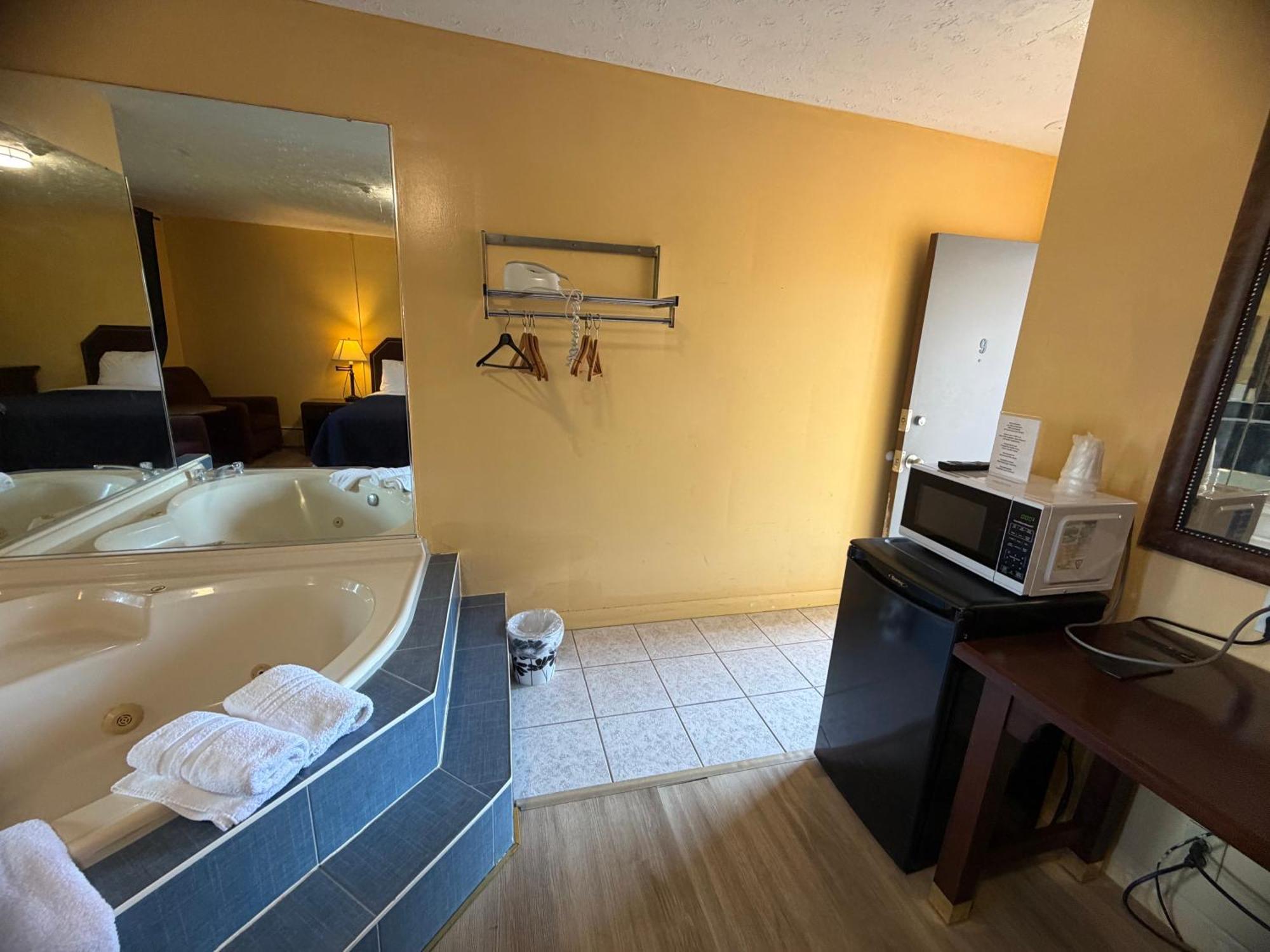 Standard King Room