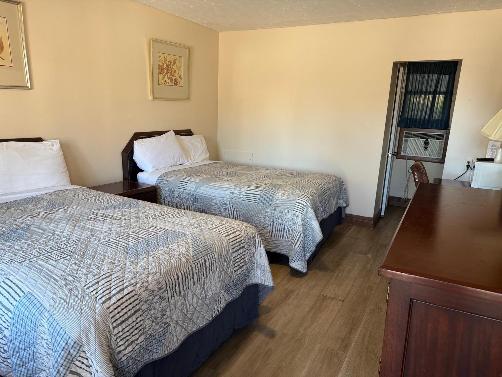 Standard Room Two Double Beds Smoking