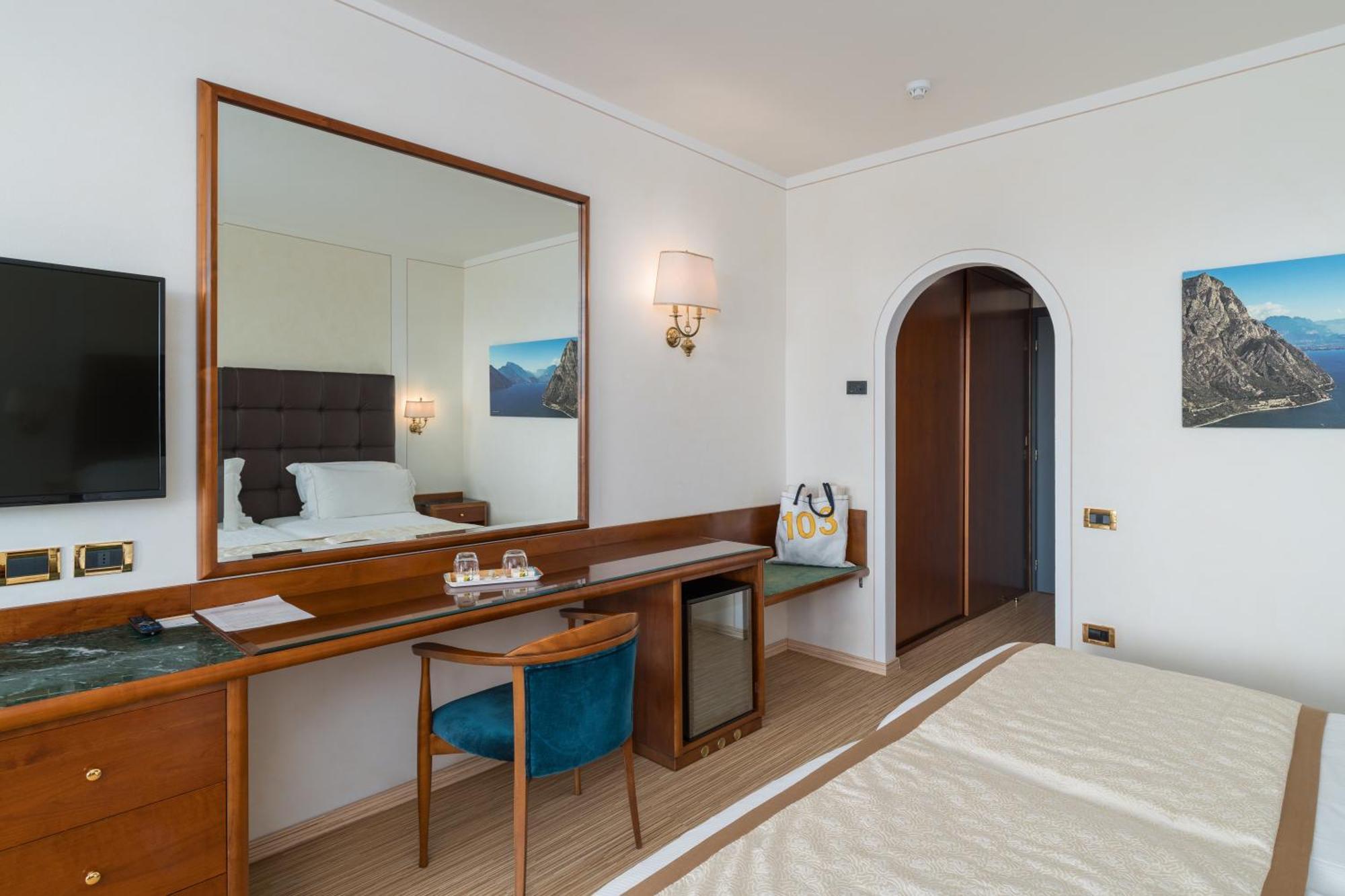 Superior Tweepersoonskamer met 1 of 2 Bedden en Uitzicht op het Meer