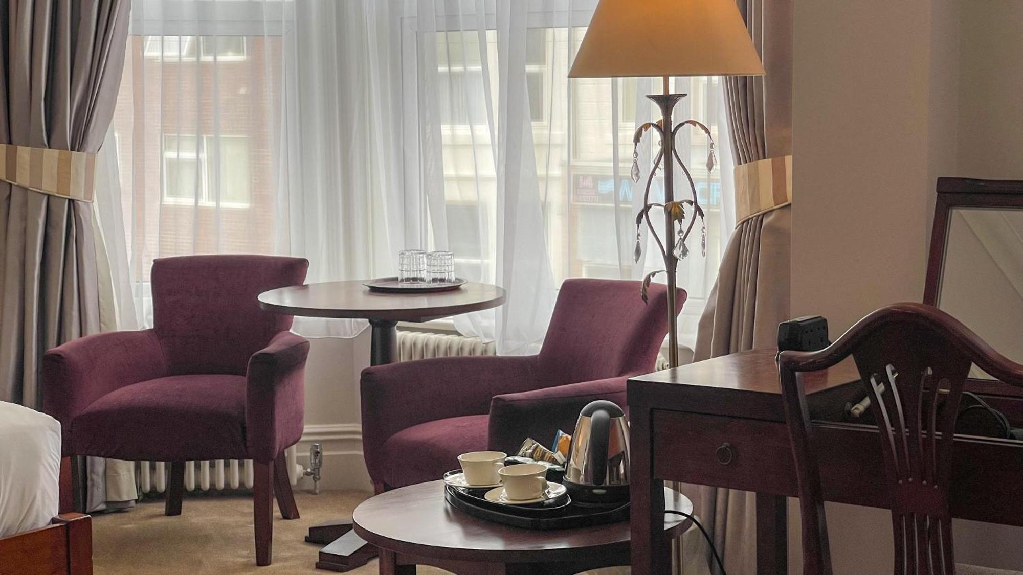 Deluxe King Room